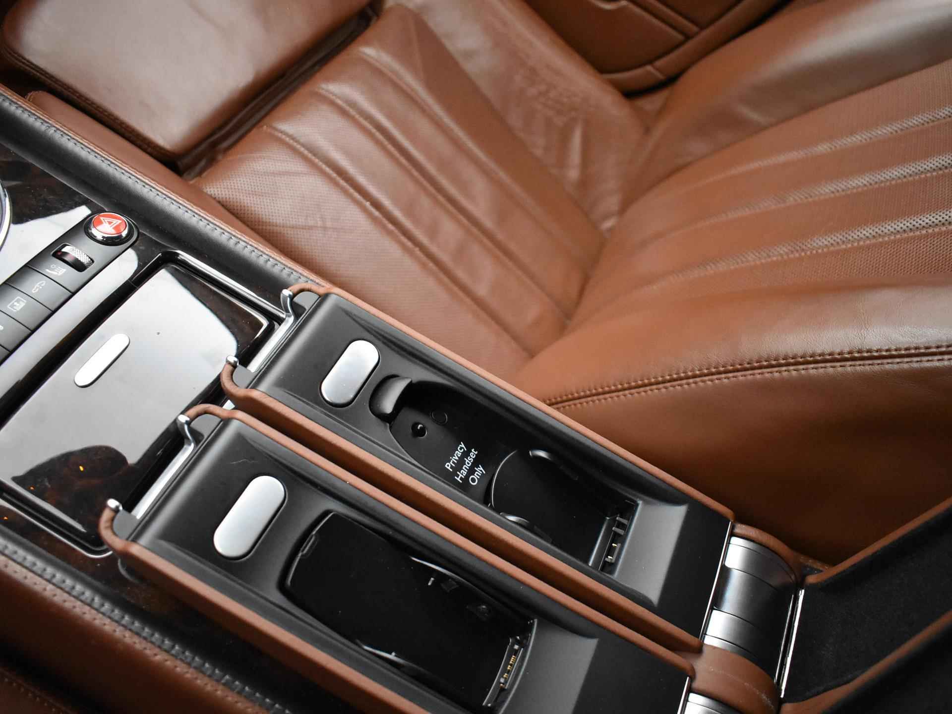 Bentley Continental Flying Spur 6.0 W12 560 PK + SCHUIFDAK / MASSAGE / SMARTPHONE INTERFACE - 49/52