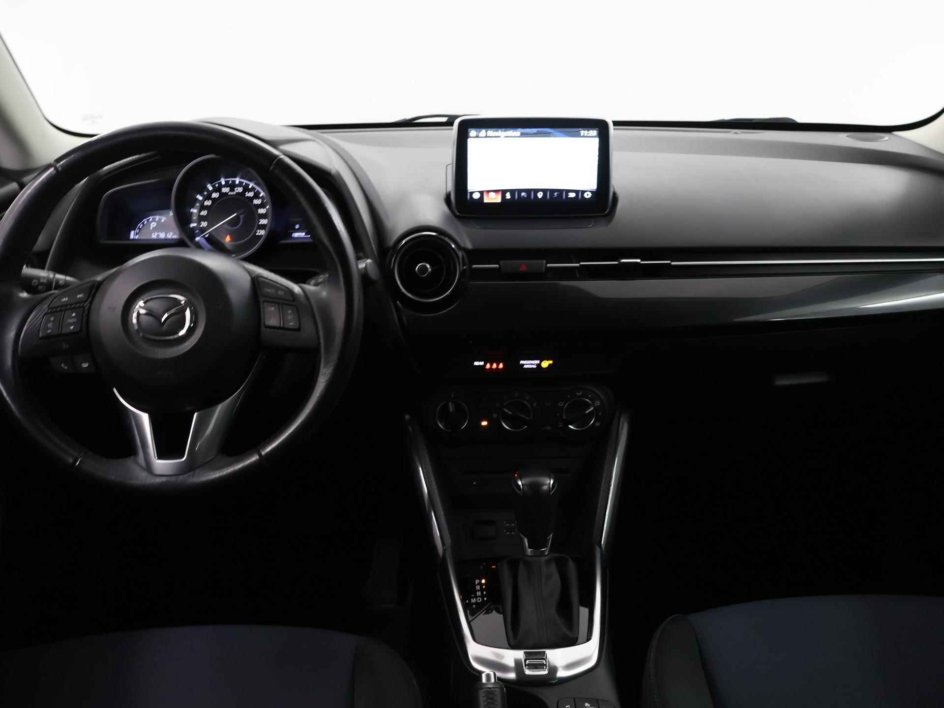 Mazda 2 1.5 Skyactiv-G Intro Edition | Trekhaak | Navigatie | Parkeercamera | Airco | Bluetooth | - 9/41