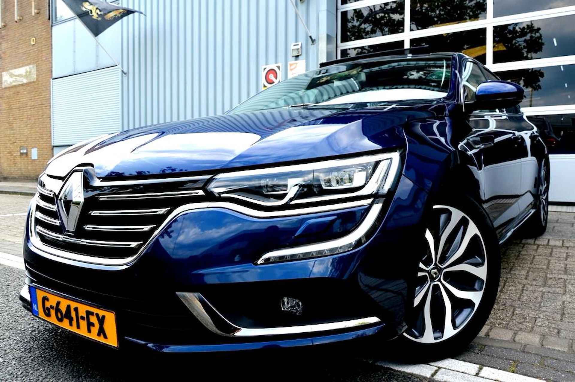 Renault Talisman 1.8 TCe Intens ECC/PDC/CAM/LMV18/NAVI/PANO - 4/55