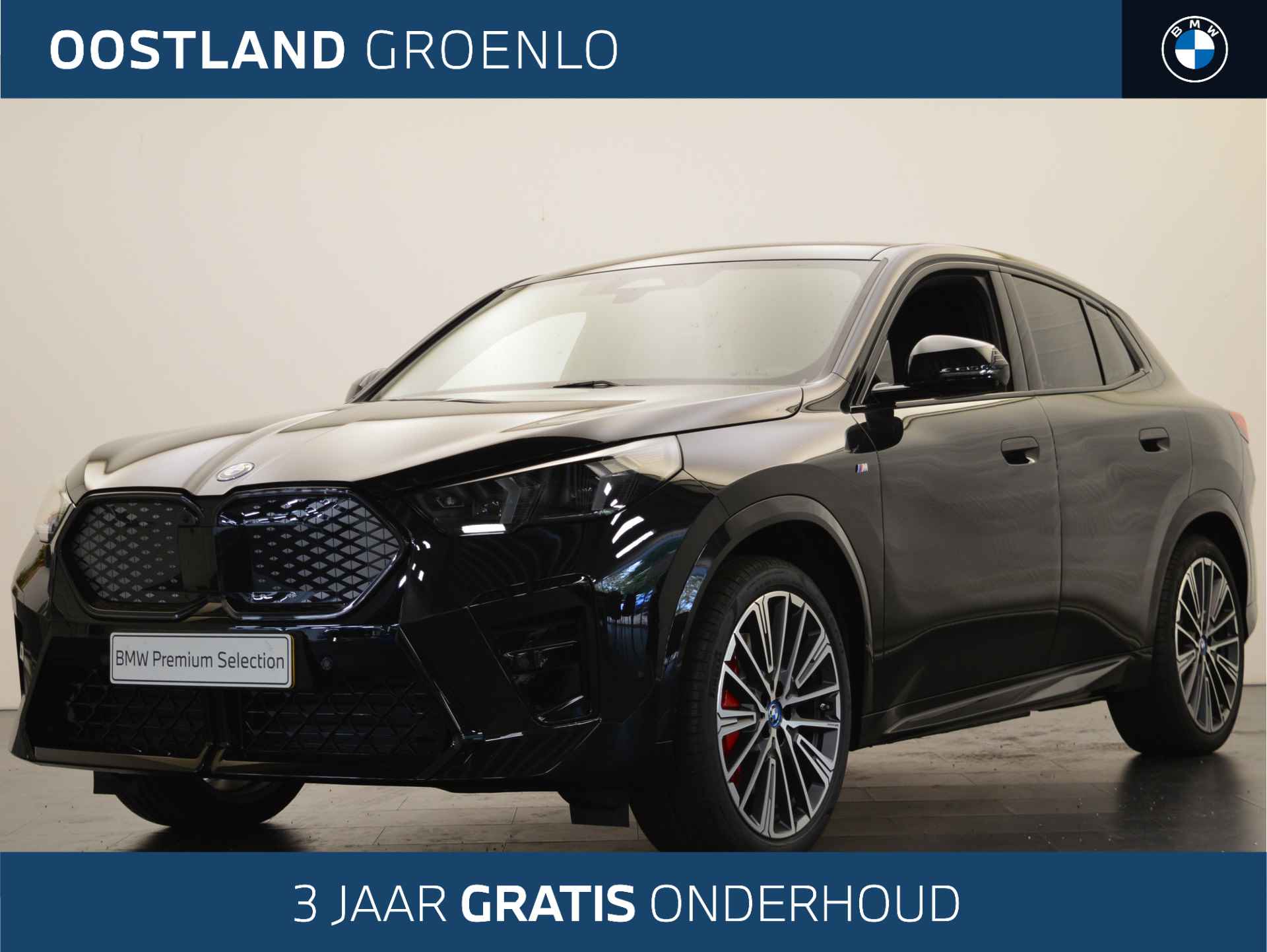 BMW iX2 xDrive30 M Sport (incl. 3 jaar gratis onderhoud) / Sportstoelen / Adaptieve LED / Adaptief M Onderstel / Parking Assistant Plus / Head-Up / Comfort Access