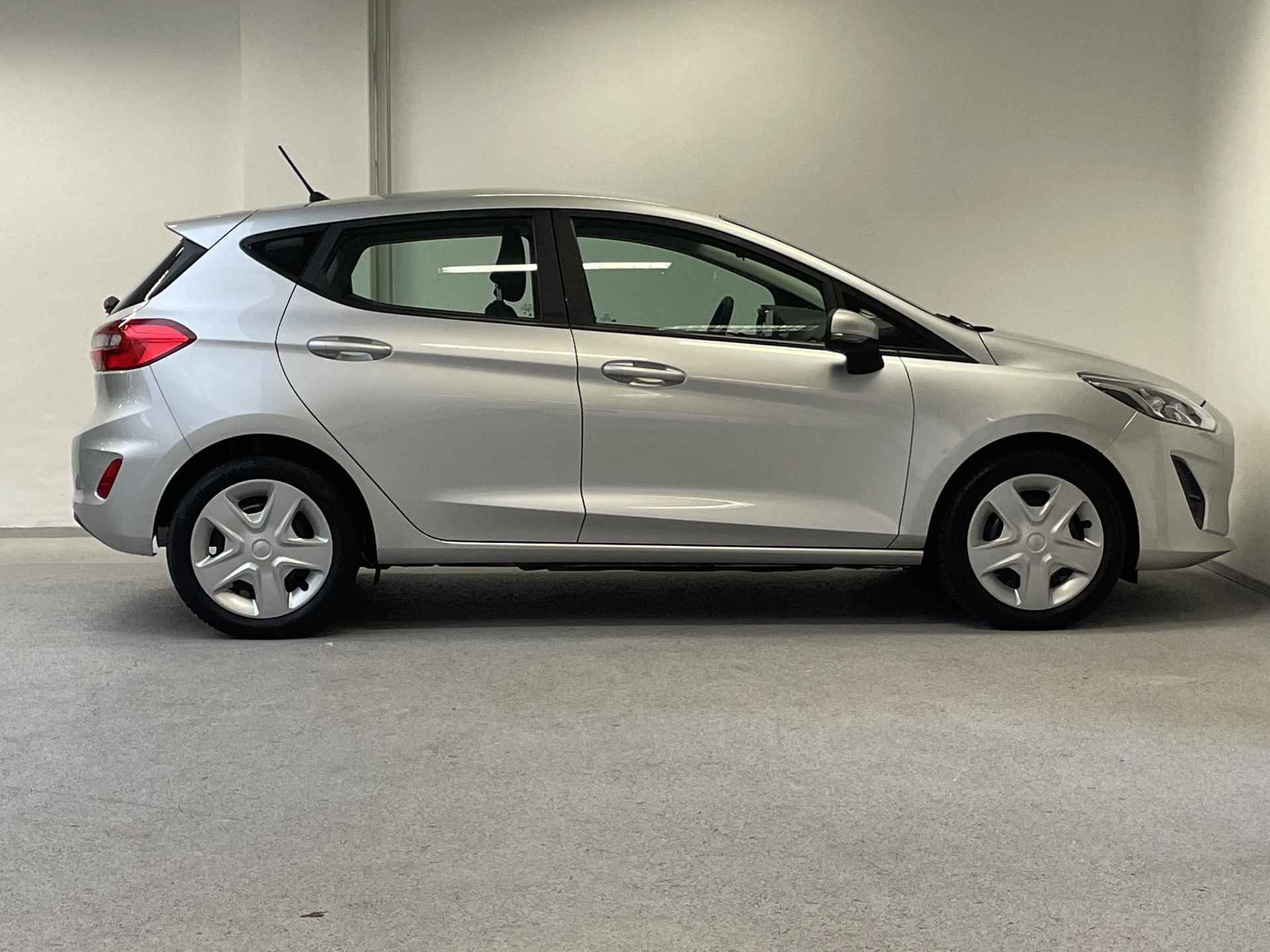 Ford Fiesta 1.1 Trend | ORG.NL | CARPLAY | ALL SEASON BANDEN | DEALERONDERHOUDEN | - 8/31