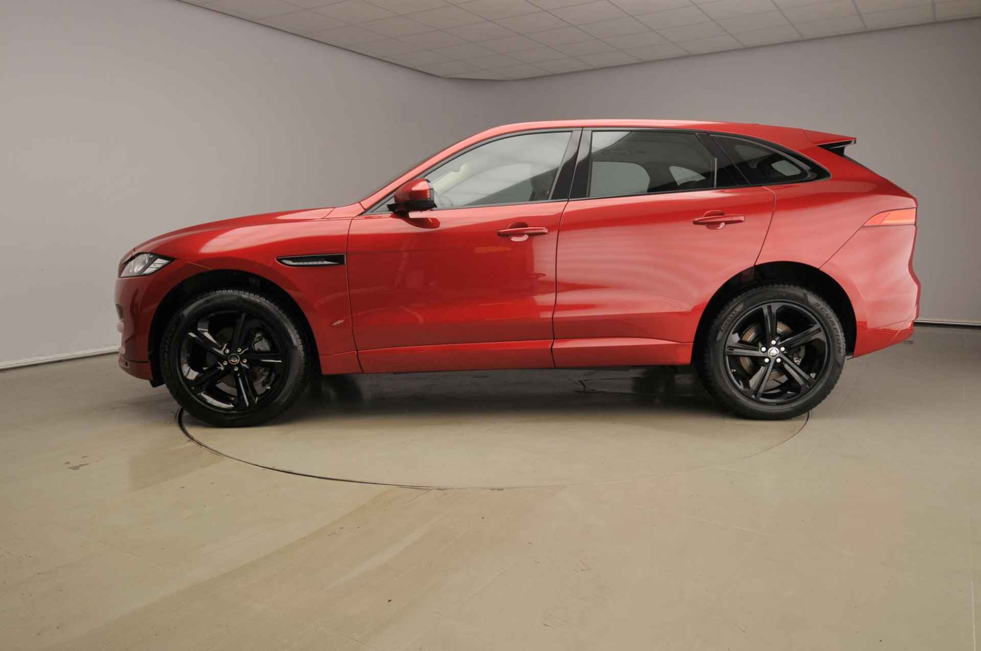 Jaguar F-PACE 2.0t AWD Portfolio 250 PK | Cold Climate Pack | Alu velgen 20"| Leder - 4/44