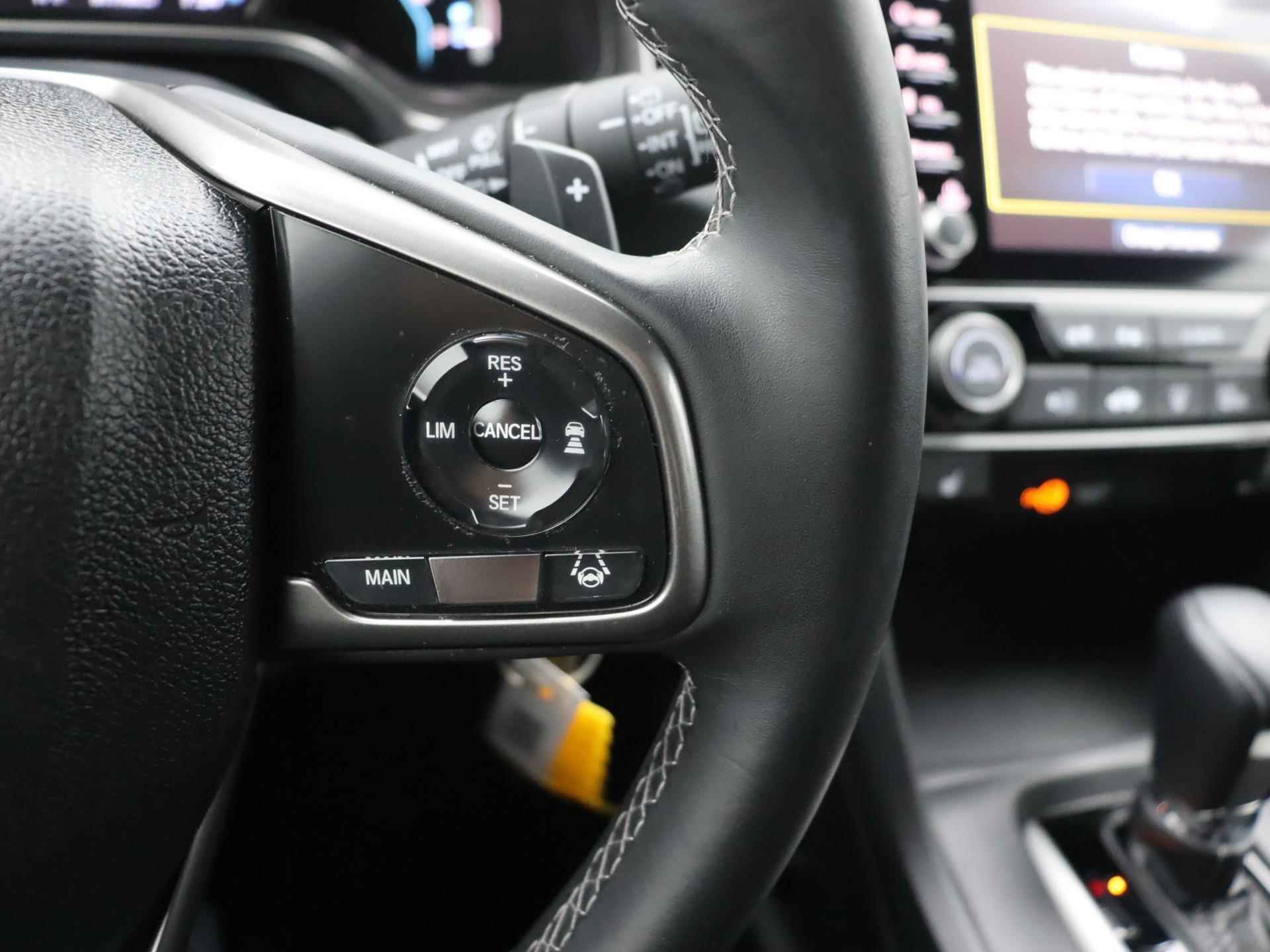 Honda Civic 1.0 i-VTEC Elegance Aut. | Outletdeal! | Facelift | Navigatie | Adaptive cruise | Camera | Privacy glass | 17 inch | Parkeersensoren | - 17/28