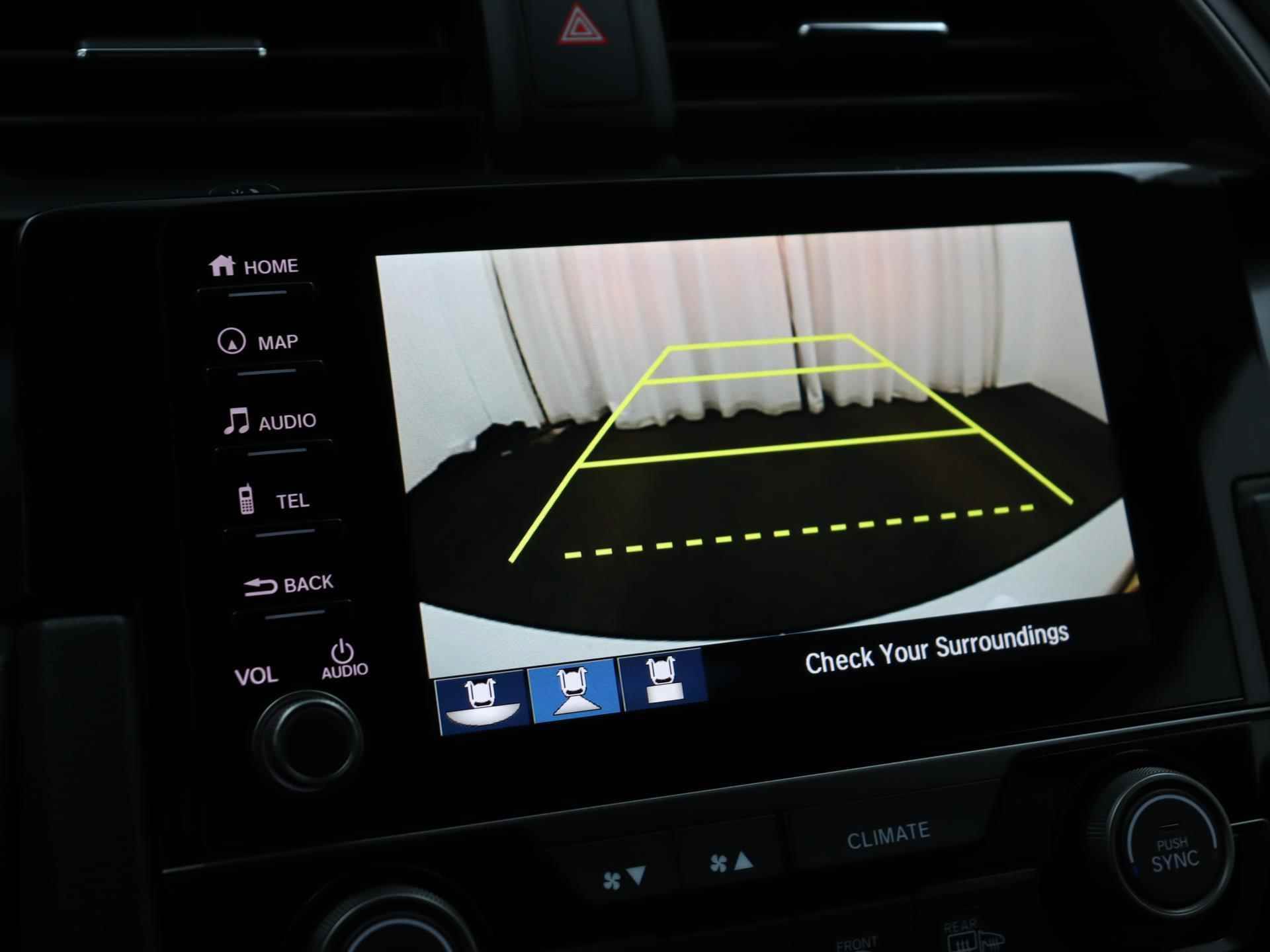 Honda Civic 1.0 i-VTEC Elegance Aut. | Outletdeal! | Facelift | Navigatie | Adaptive cruise | Camera | Privacy glass | 17 inch | Parkeersensoren | - 24/28
