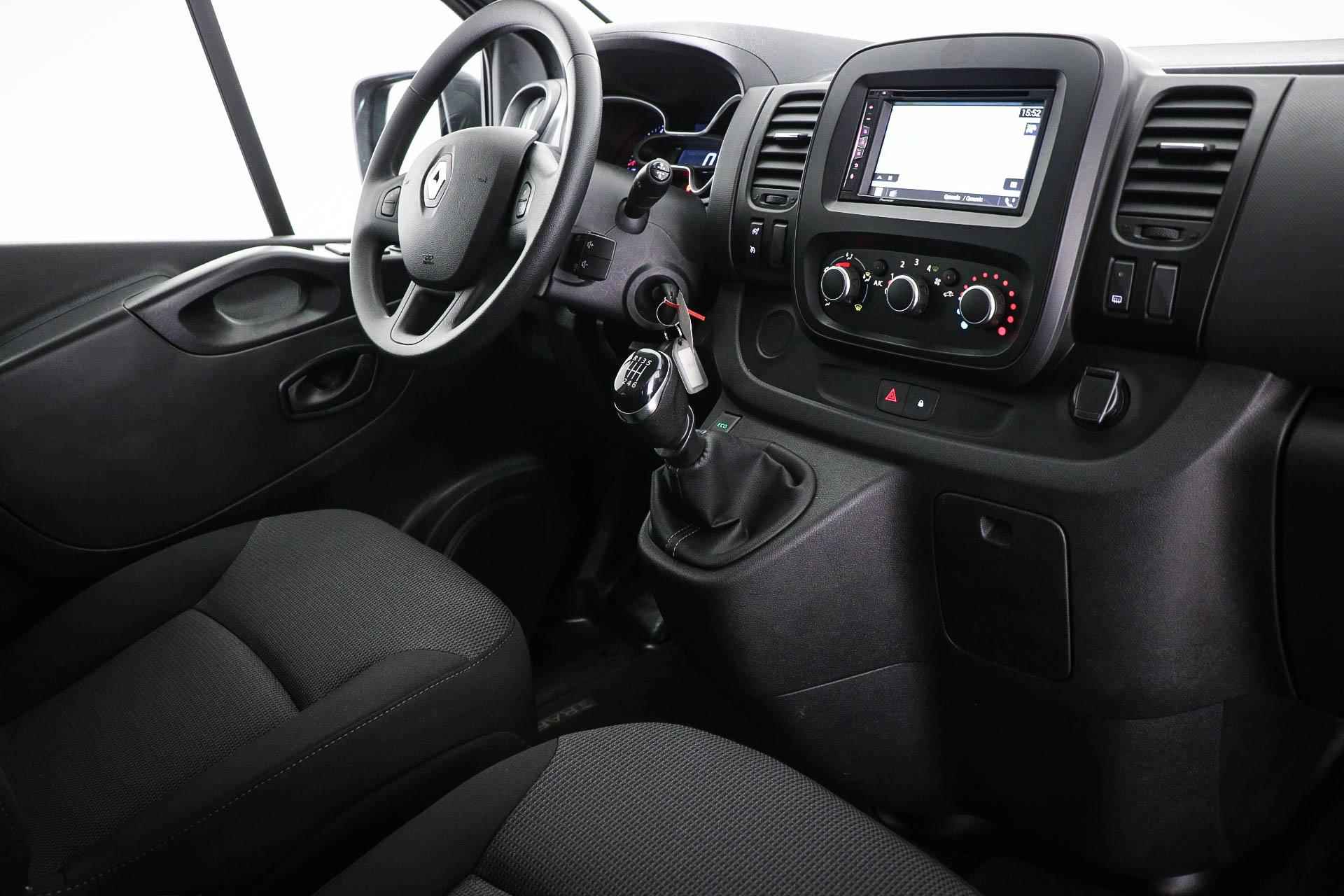 Renault Trafic Passenger 2.0 dCi 120 Grand Zen 9-PERSOONS | LED |  AIRCO | CRUISE | NAVI | APPLE | TREKHAAK | INCL. BTW/BPM - 4/56