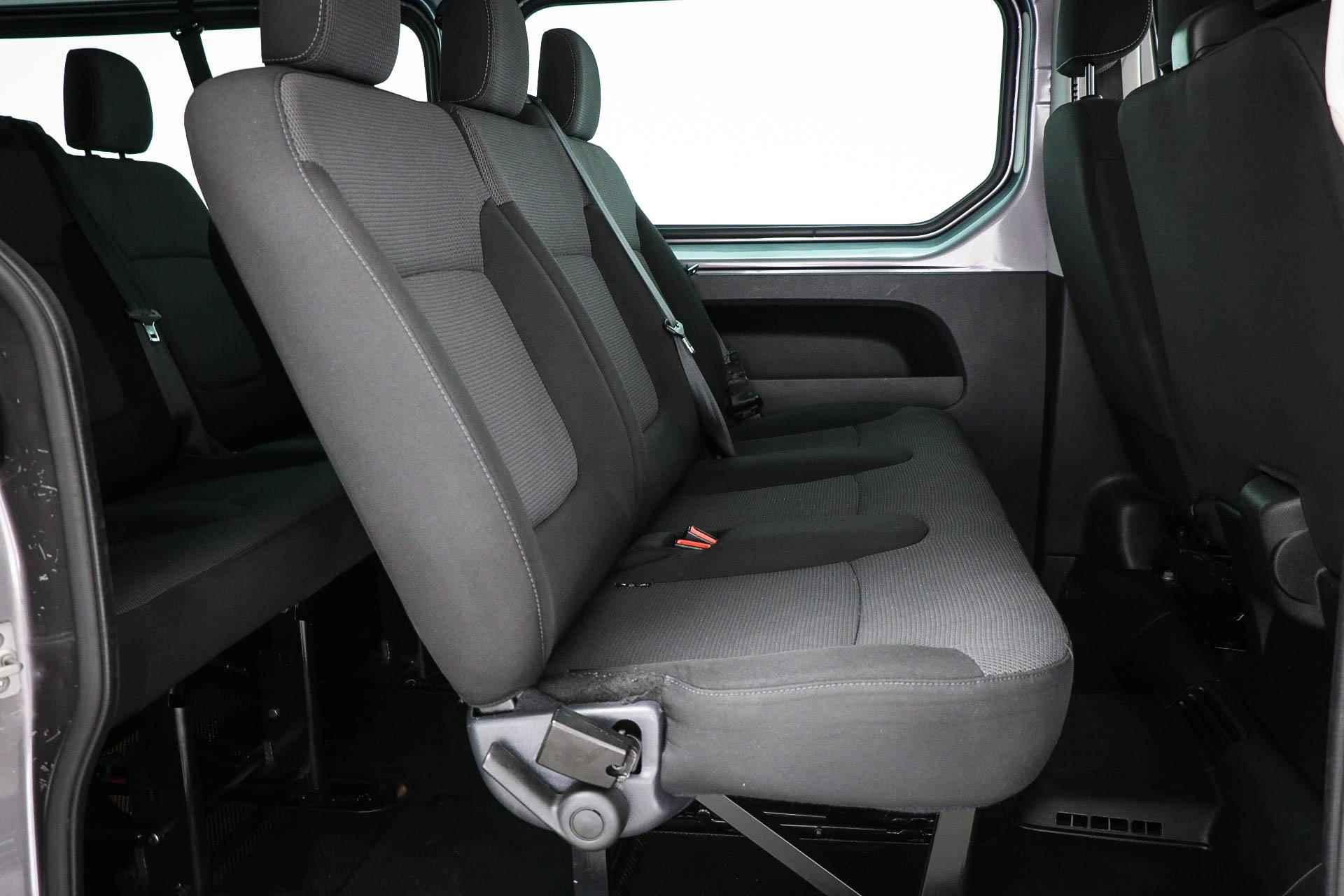 Renault Trafic Passenger 2.0 dCi 120 Grand Zen | LED |  AIRCO | CRUISE | NAVI | APPLE | TREKHAAK | INCL. BTW/BPM - 9/56