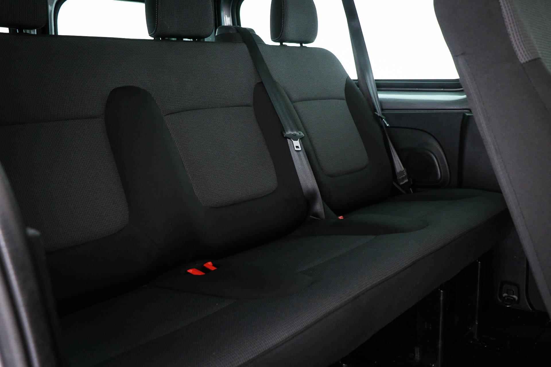 Renault Trafic Passenger 2.0 dCi 120 Grand Zen 9-PERSOONS | LED |  AIRCO | CRUISE | NAVI | APPLE | TREKHAAK | INCL. BTW/BPM - 10/56