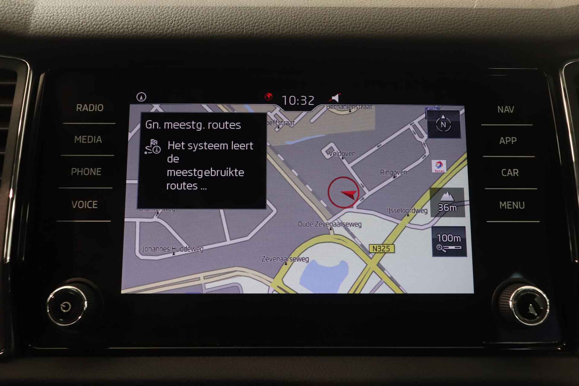 Skoda Kodiaq 1.5 TSI Business Edition 7p. | apple carplay- android auto | Camera | Trekhaak | - 12/37