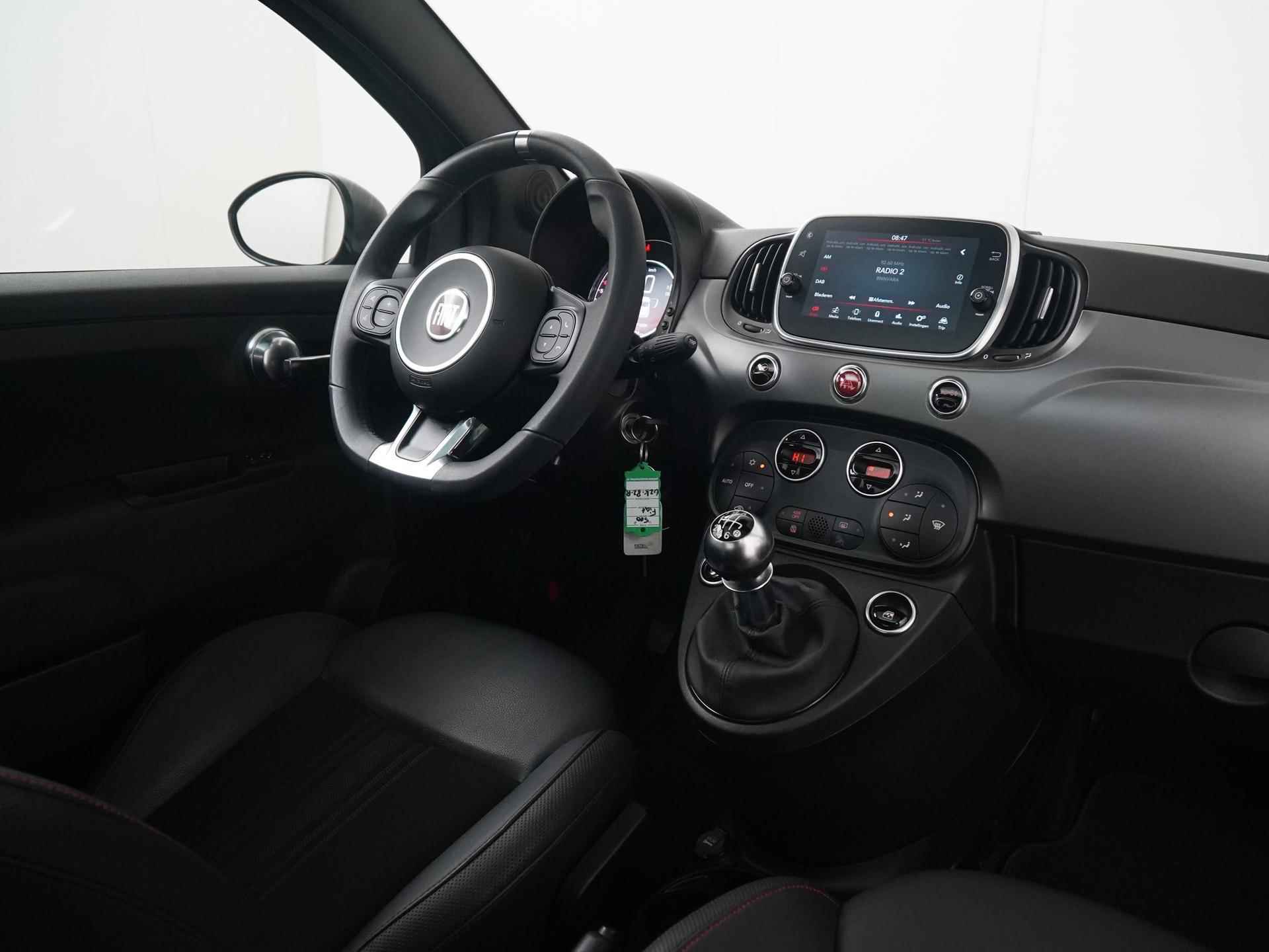 Fiat 500 1.0 Hybrid Sport | Panoramadak | Apple/Android Carplay | Zondag Open! - 2/33