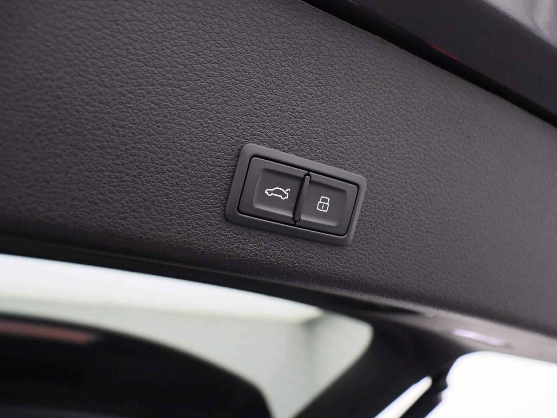 Audi e-tron S quattro 95 kWh 503 PK | Automaat | Navigatie | 360 Camera | Adaptive Cruise Control | Panoramadak | Stoelverwarming | Apple Carplay | Android Auto | Lichtmetalen velgen | Head-up Display | B&O Premium | - 17/61