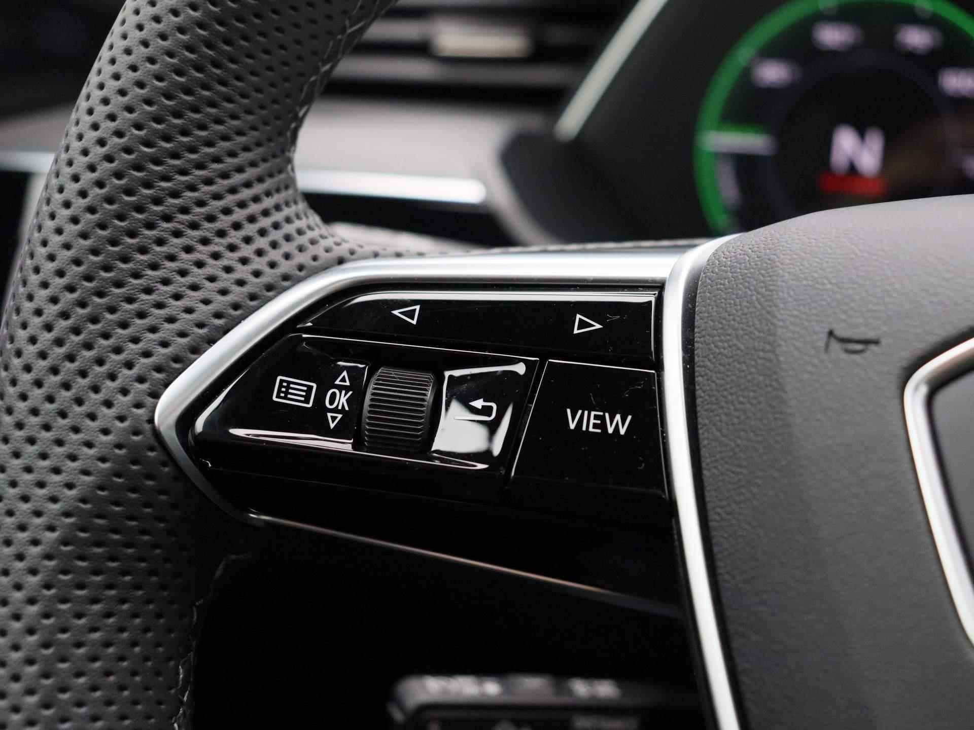 Audi e-tron S quattro 95 kWh 503 PK | Automaat | Navigatie | 360 Camera | Adaptive Cruise Control | Panoramadak | Stoelverwarming | Apple Carplay | Android Auto | Lichtmetalen velgen | Head-up Display | B&O Premium | - 31/61