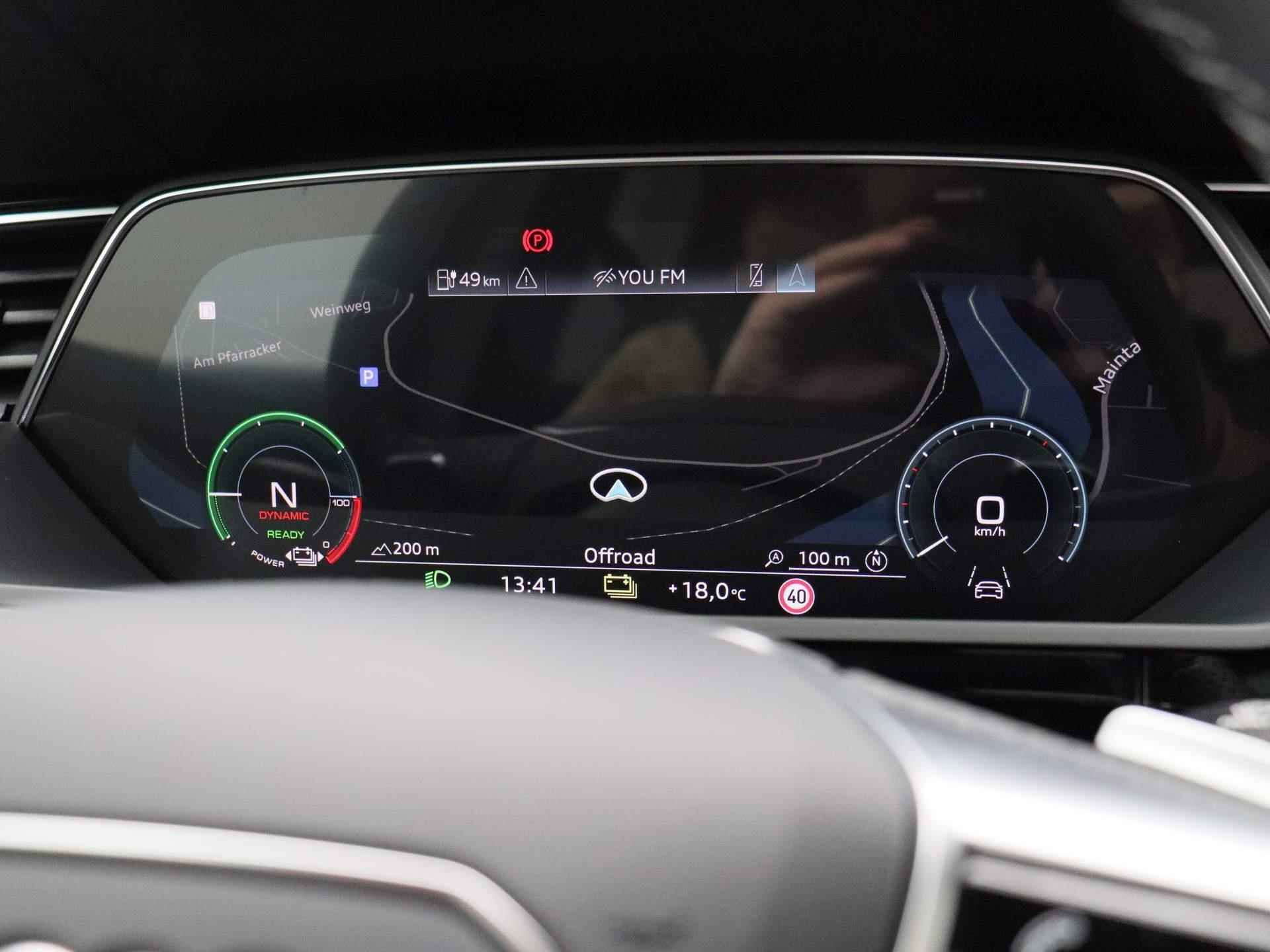 Audi e-tron S quattro 95 kWh 503 PK | Automaat | Navigatie | 360 Camera | Adaptive Cruise Control | Panoramadak | Stoelverwarming | Apple Carplay | Android Auto | Lichtmetalen velgen | Head-up Display | B&O Premium | - 33/61
