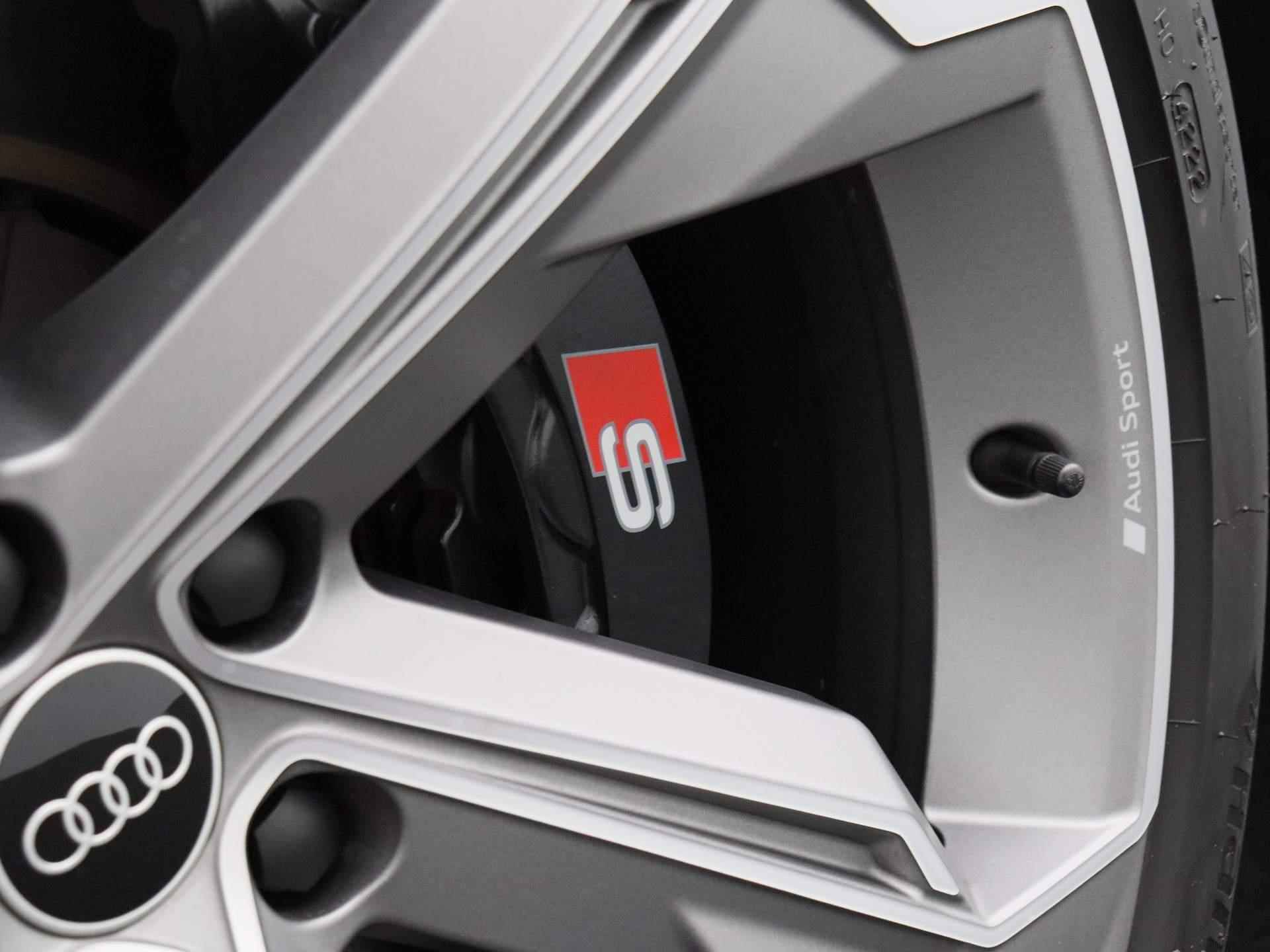 Audi e-tron S quattro 95 kWh 503 PK | Automaat | Navigatie | 360 Camera | Adaptive Cruise Control | Panoramadak | Stoelverwarming | Apple Carplay | Android Auto | Lichtmetalen velgen | Head-up Display | B&O Premium | - 48/61