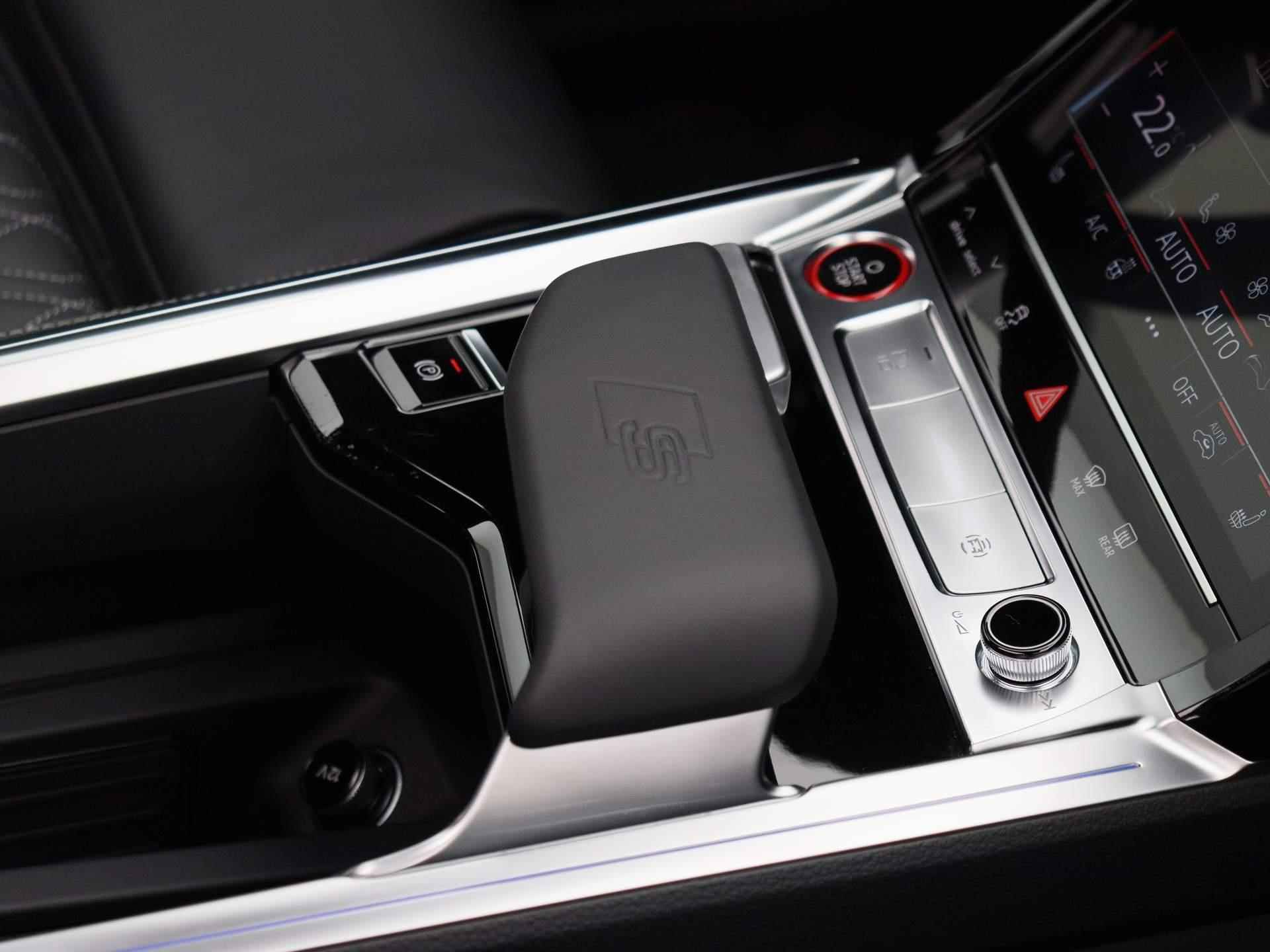 Audi e-tron S quattro 95 kWh 503 PK | Automaat | Navigatie | 360 Camera | Adaptive Cruise Control | Panoramadak | Stoelverwarming | Apple Carplay | Android Auto | Lichtmetalen velgen | Head-up Display | B&O Premium | - 55/61