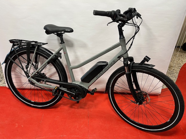 Batavus Dinsdag E-Go Exclusive D53 N8 Elektrische Stadsfietsen avondgrijs