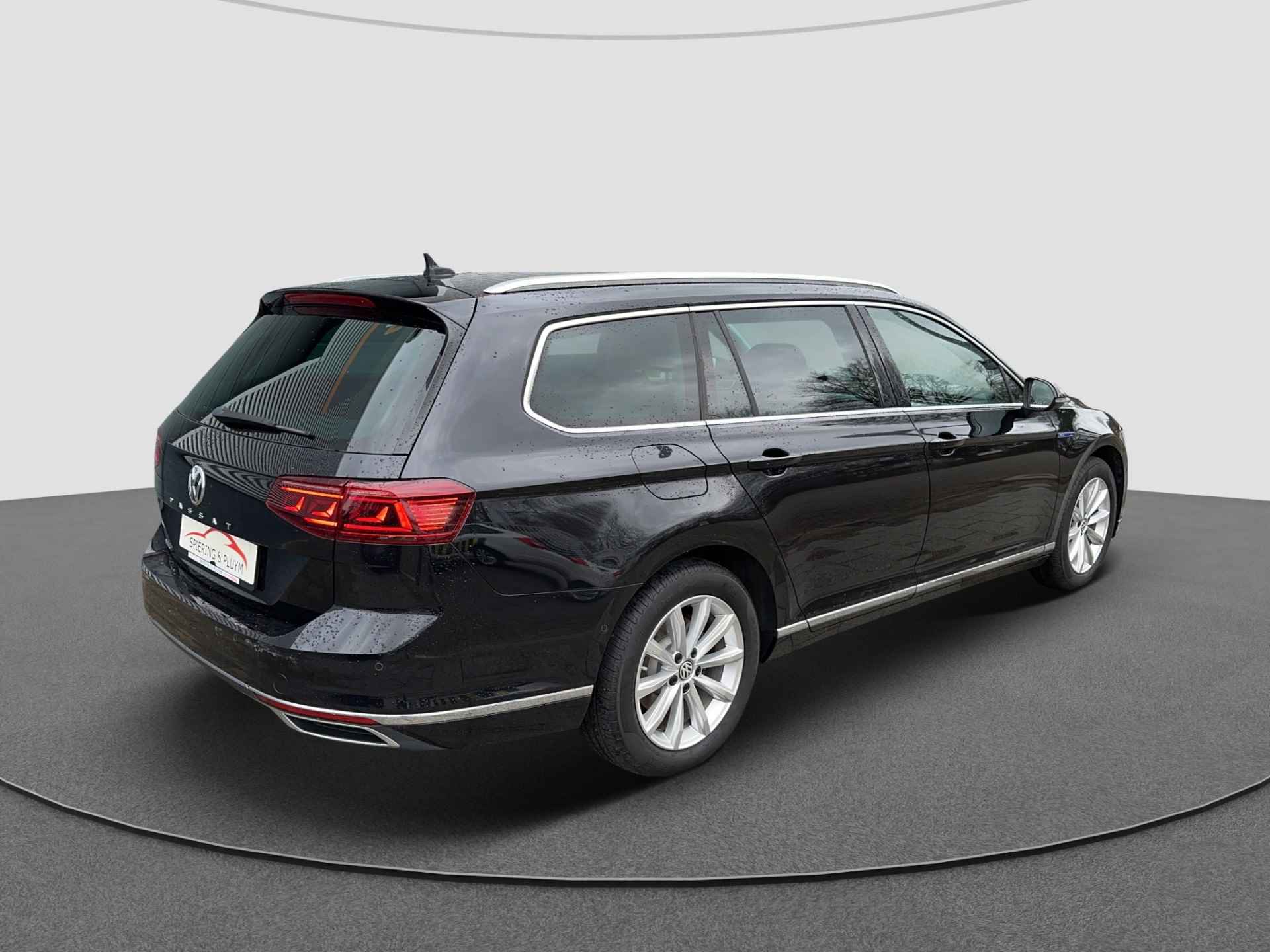 Volkswagen Passat Variant 1.4 TSI PHEV GTE | R-Line | volleder | panodak | 360camera | HUD | memory seat! - 12/39