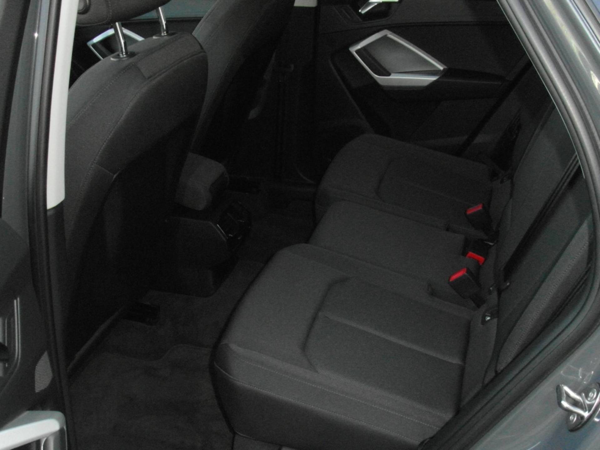 Audi Q3 Sportback 35 TFSI e Business Edition Inclusief afleveringskosten - 10/27