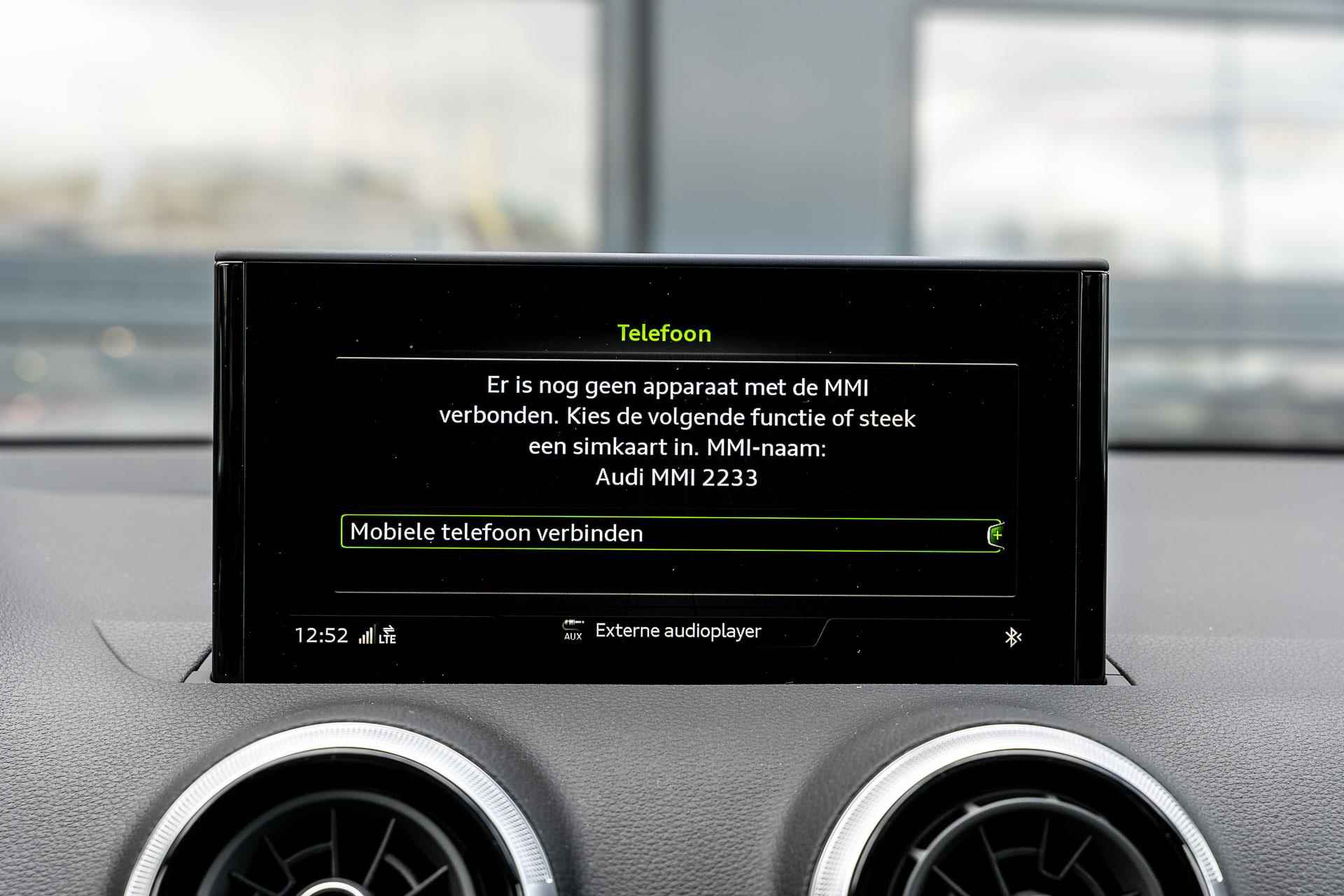 Audi Q2 35 TFSI 150pk S Edition | Panoramadak | 19" Velgen - 40/48