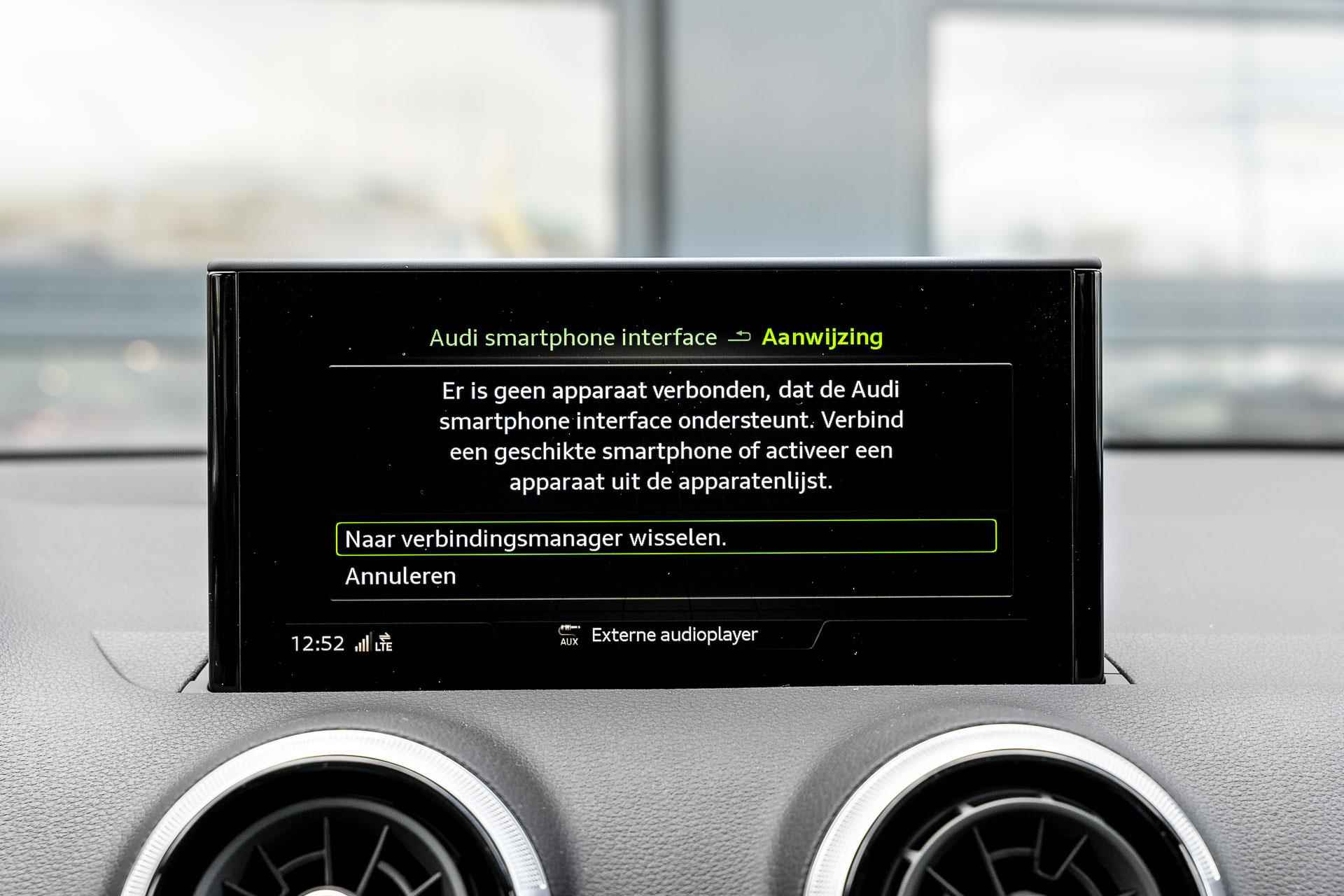 Audi Q2 35 TFSI 150pk S Edition | Panoramadak | 19" Velgen - 42/48