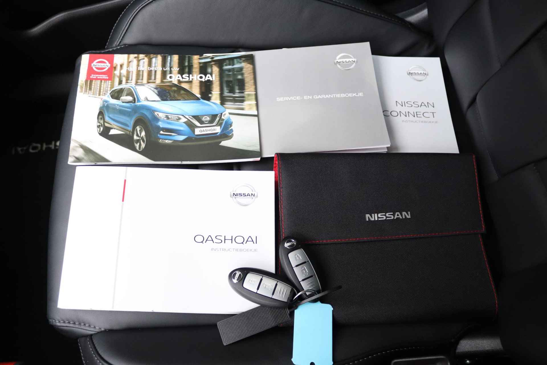 Nissan Qashqai 1.3 DIG-T Premium Edition | Stoelverwarming | Trekhaak | 360-graden camera | Tekna | - 16/37