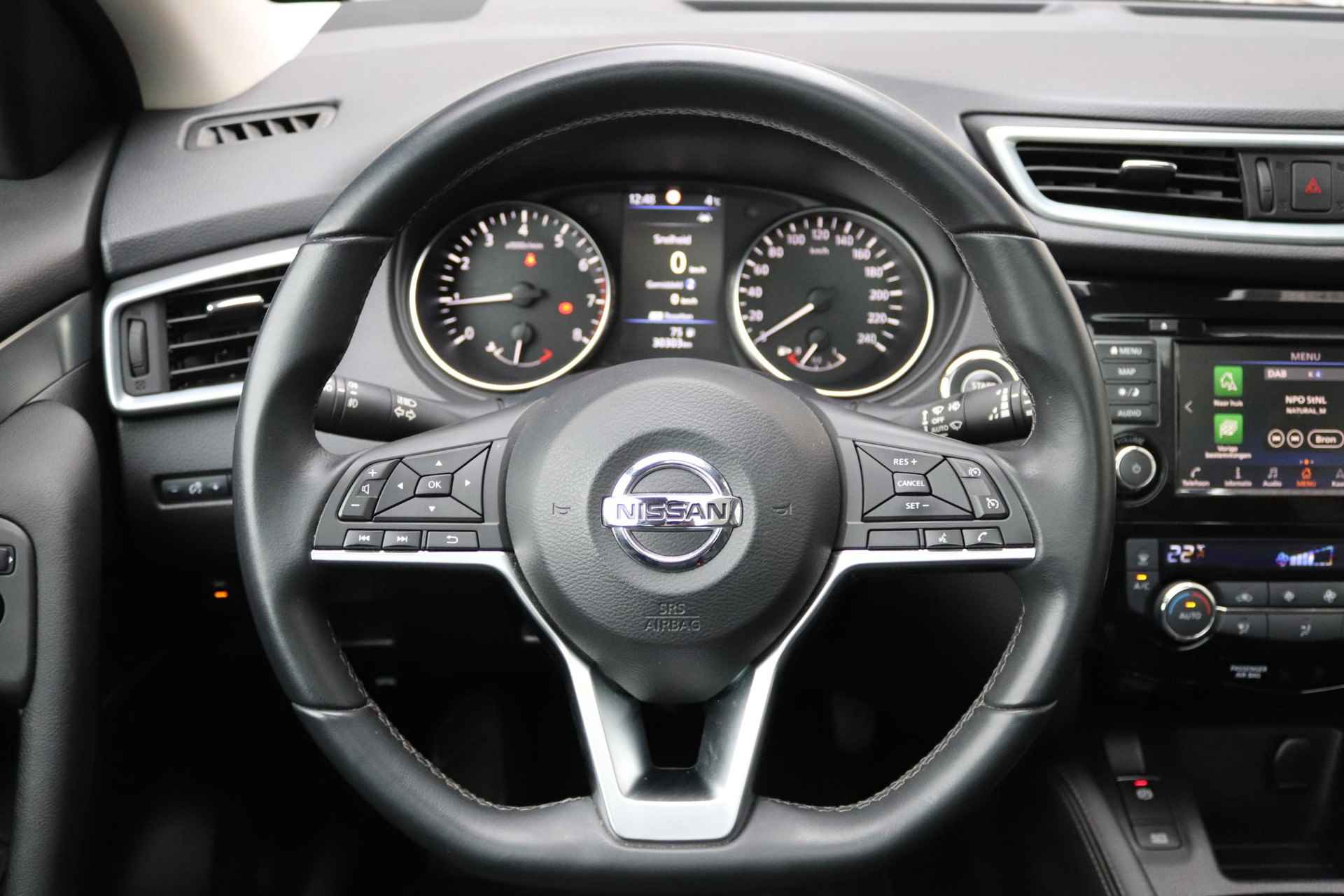 Nissan Qashqai 1.3 DIG-T Premium Edition | Stoelverwarming | Trekhaak | 360-graden camera | Tekna | - 28/37