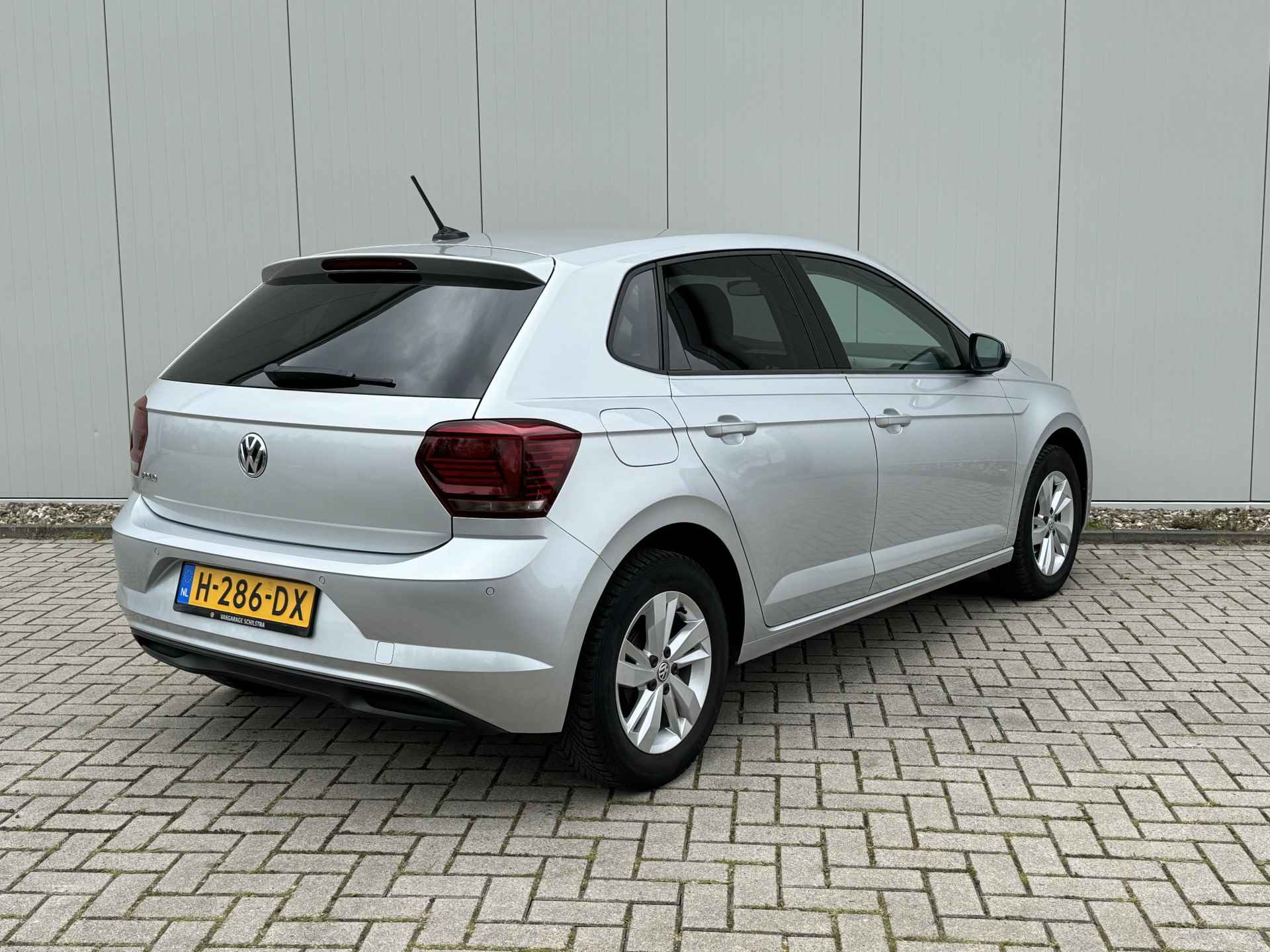 Volkswagen Polo 1.0 TSI Comfortline | NAVI | PDC | Android/Apple Carplay - 4/23
