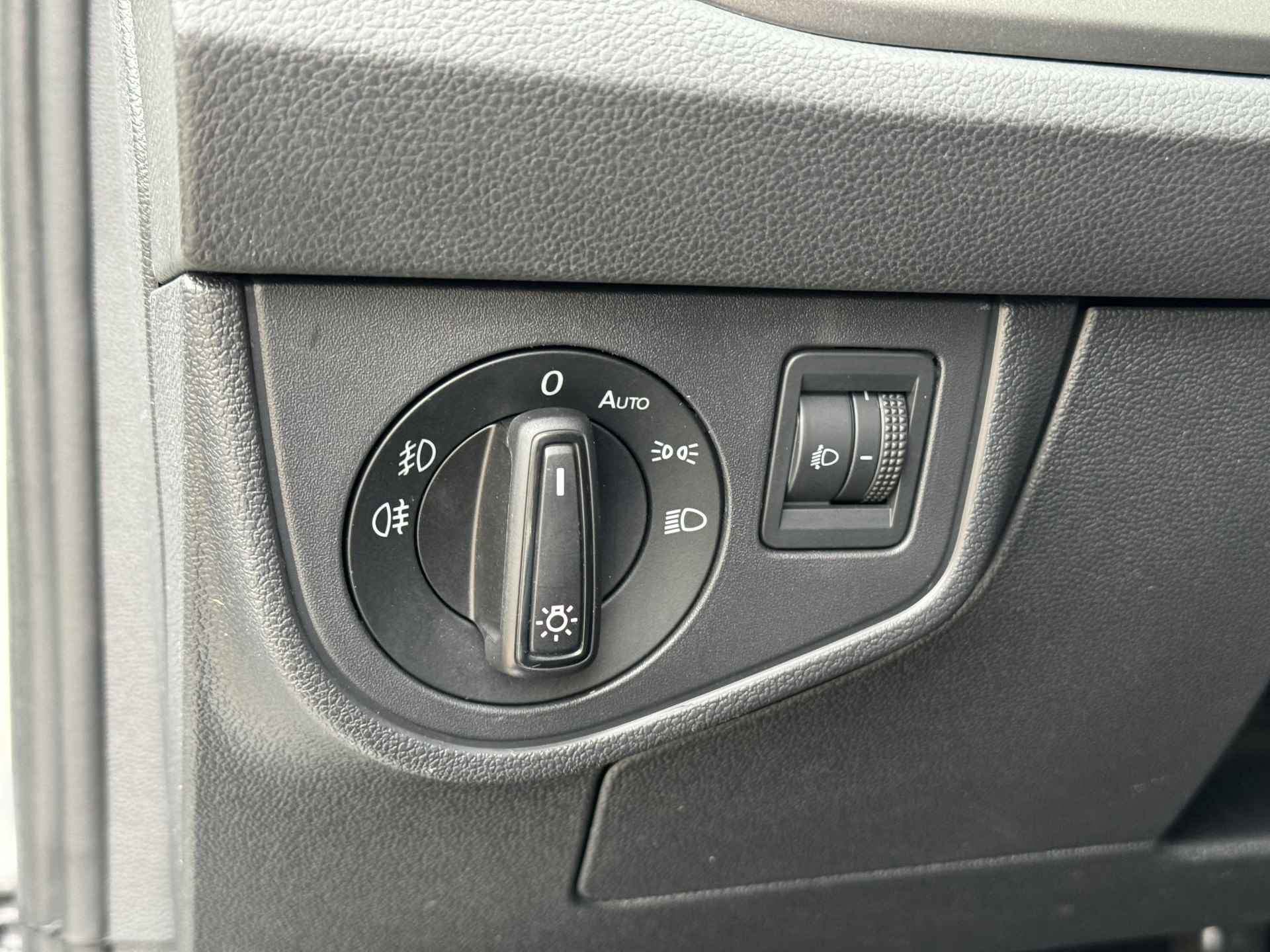 Volkswagen Polo 1.0 TSI Comfortline | NAVI | PDC | Android/Apple Carplay - 9/23