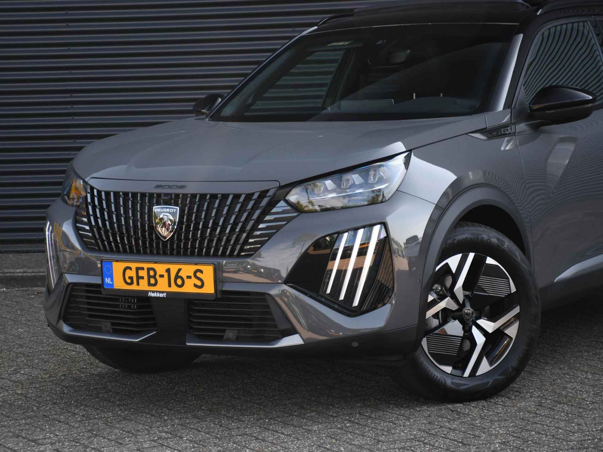 Peugeot 2008 GT 1.2 Hybrid 136pk Automaat MASSAGE | ADAP. CRUISE | STOELVERWARMING | CAMERA VOOR + ACHTER | PANO-DAK - 2/36