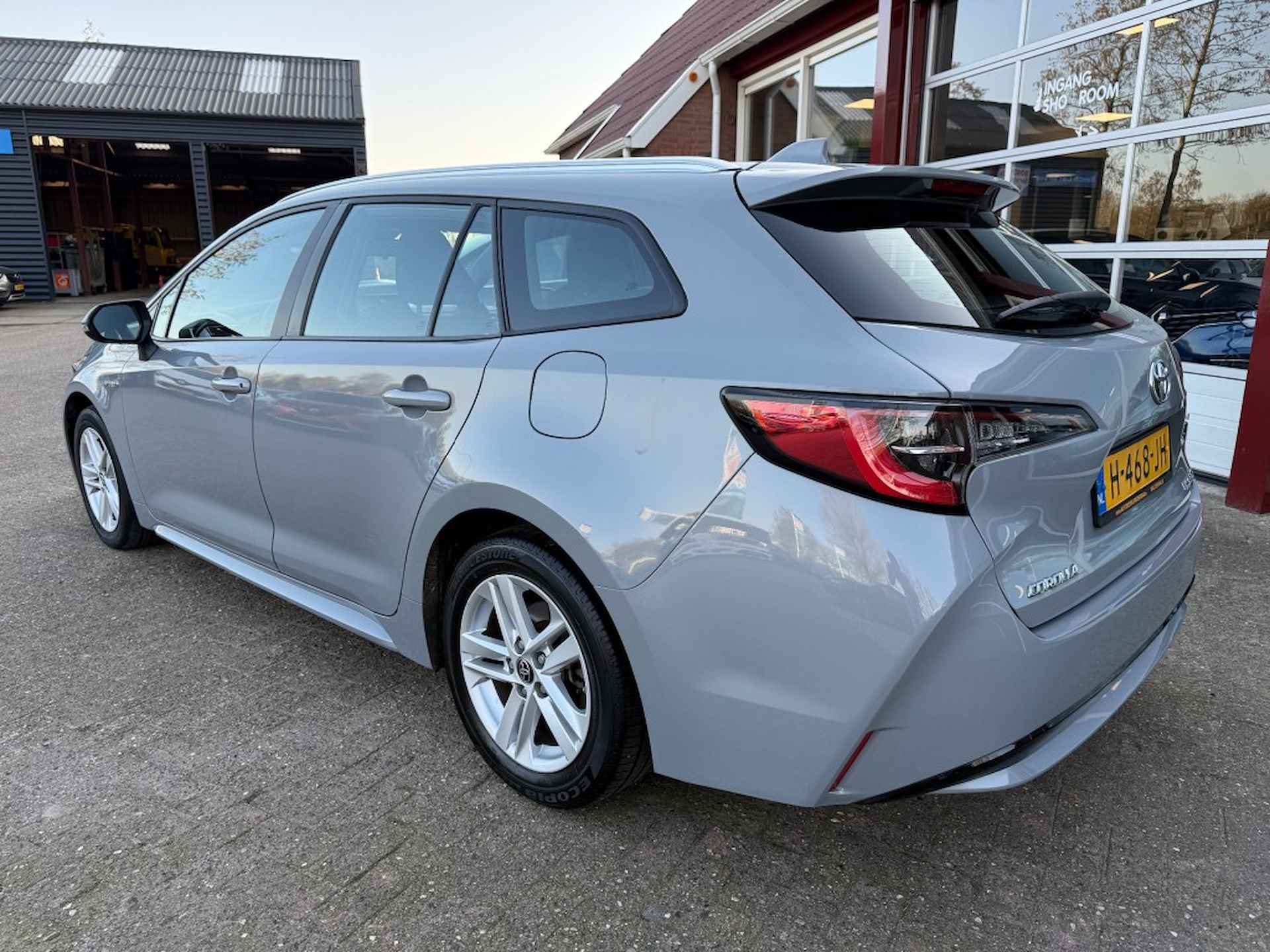 TOYOTA Corolla 1.8 HYBRID ACTIVE CAMERA/ACC/AIRCO - 9/35