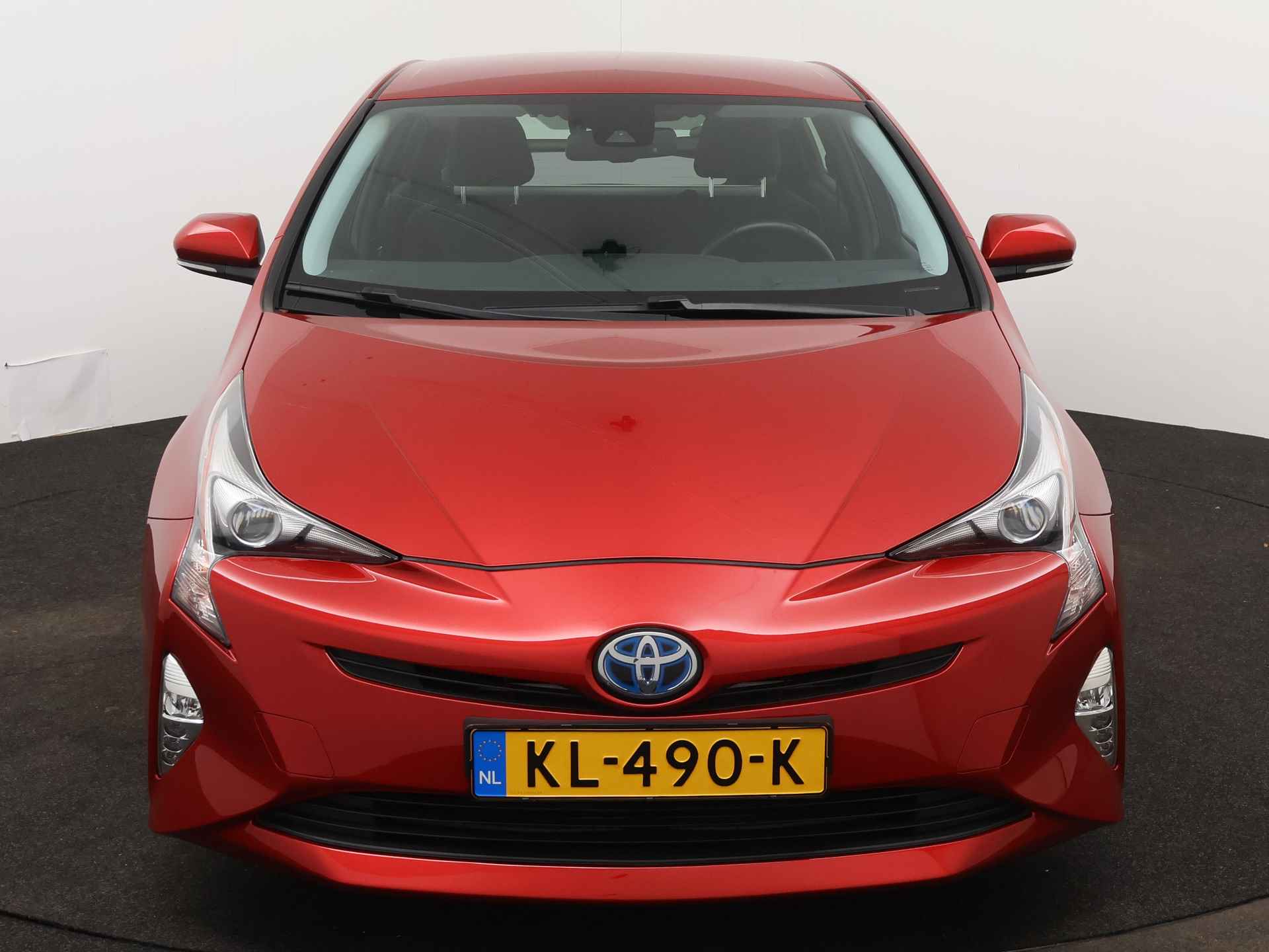 Toyota Prius 1.8 Hybrid Dynamic | NL-Auto | Navigatie | - 28/43