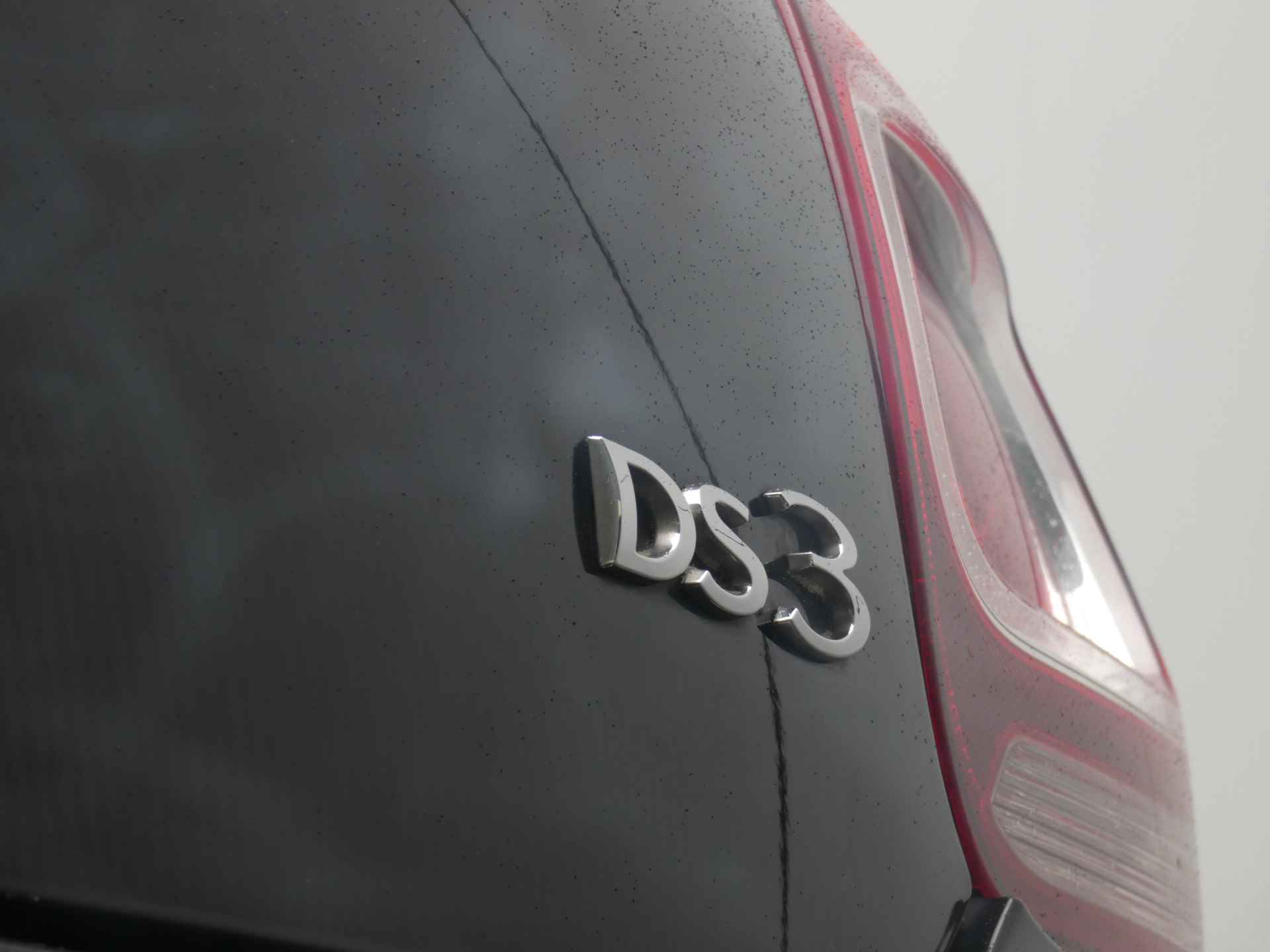Citroën DS DS3 1.2 80PK So Chic | HIFI Sound | Navigatie | Parkeercamera | LED | Org. NL - 18/55