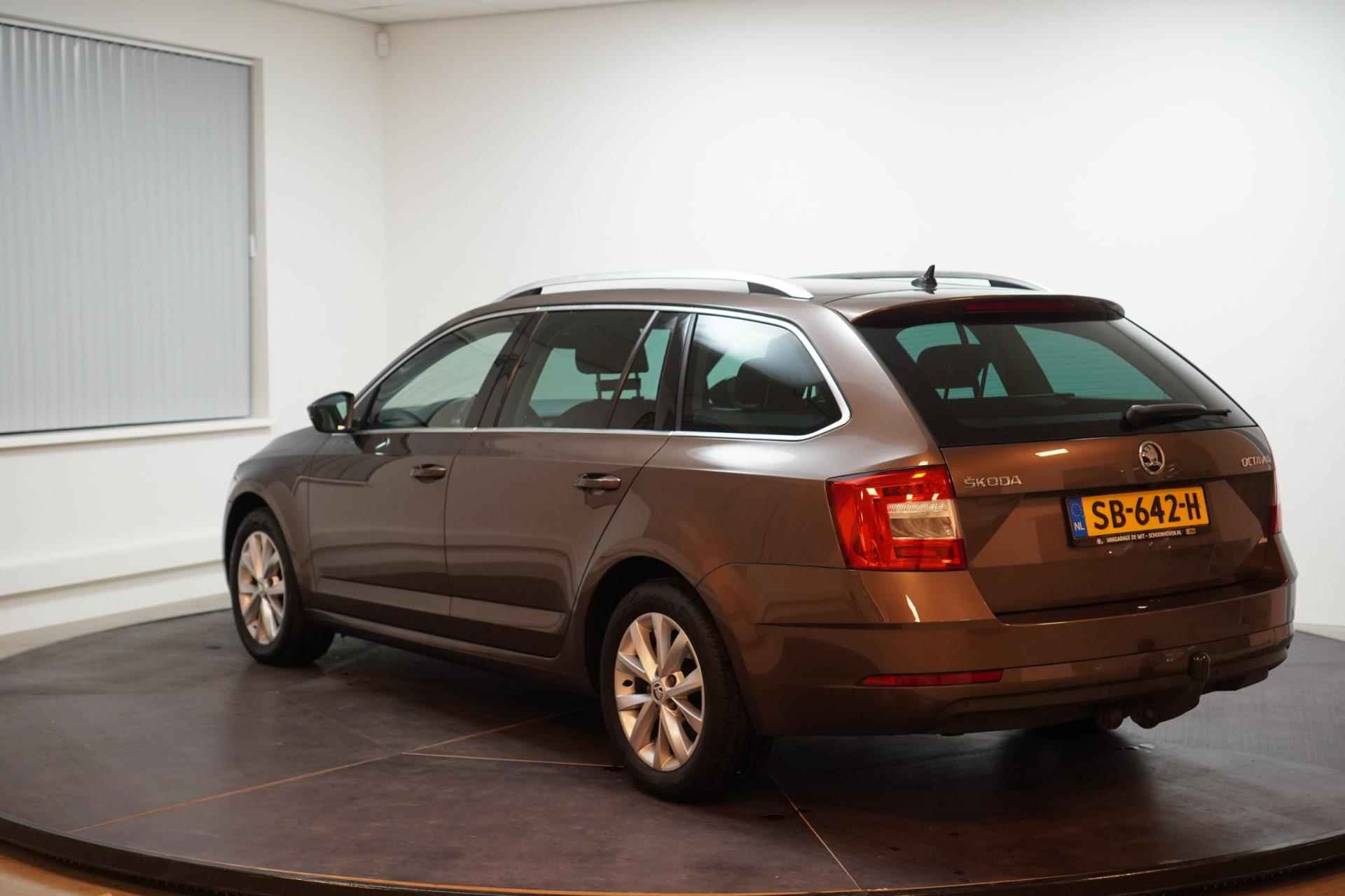 Skoda Octavia Combi 1.0 TSI Greentech Ambition Business - 7/42