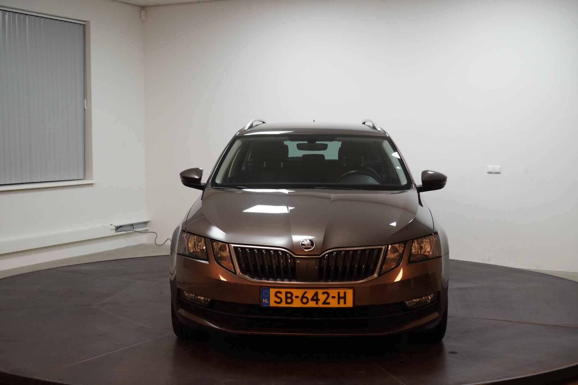 Skoda Octavia Combi 1.0 TSI Greentech Ambition Business - 10/42