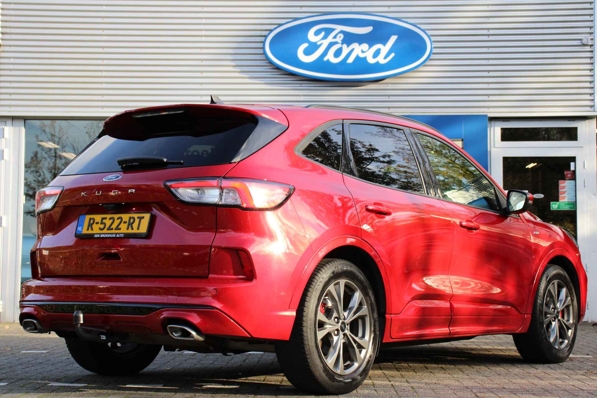 Ford Kuga 1.5EB ST-LINE X | DEALER OH! | TREKHAAK 1800KG | CAMERA | WINTERPACK | PARK SENS V+A | EL. ACHTERKLEP | PRACHTIGE STAAT!! - 3/47