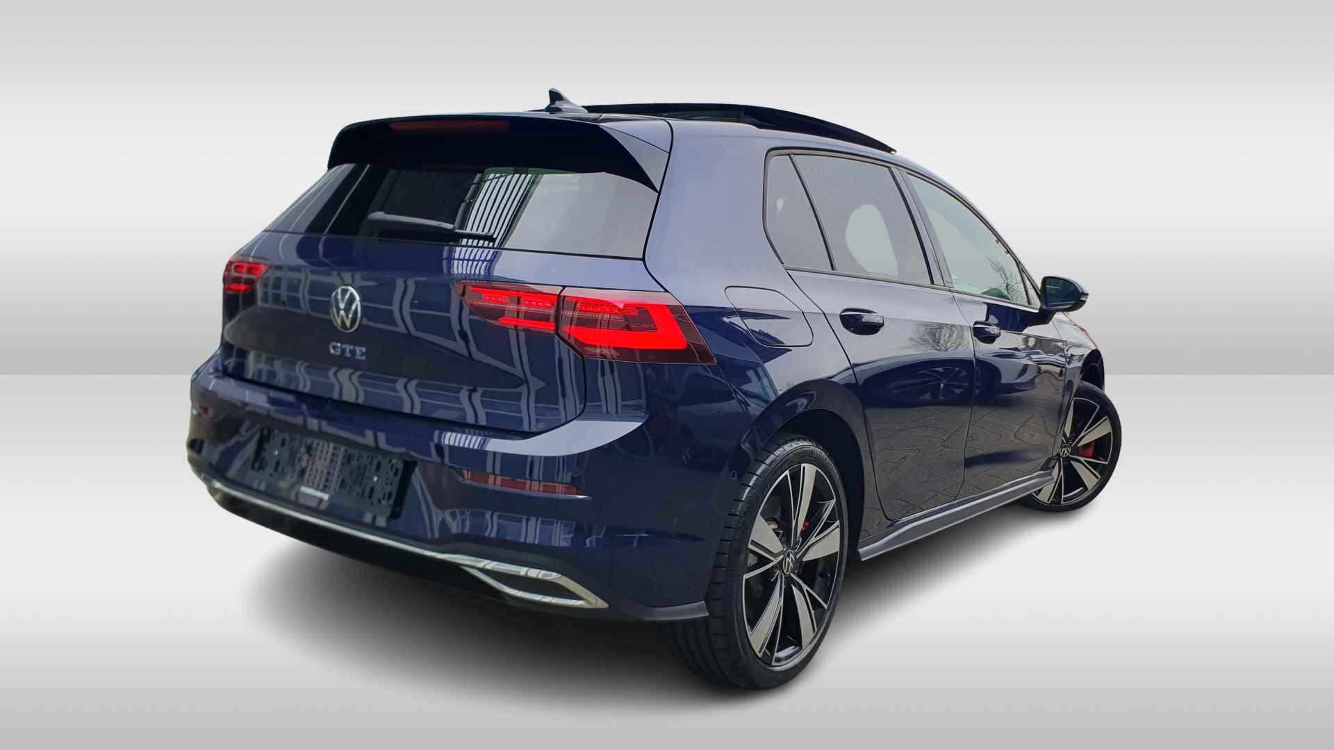 Volkswagen Golf 1.4 eHybrid GTE / Panoramadak / IQ LED / 18 '' LMV - 7/26