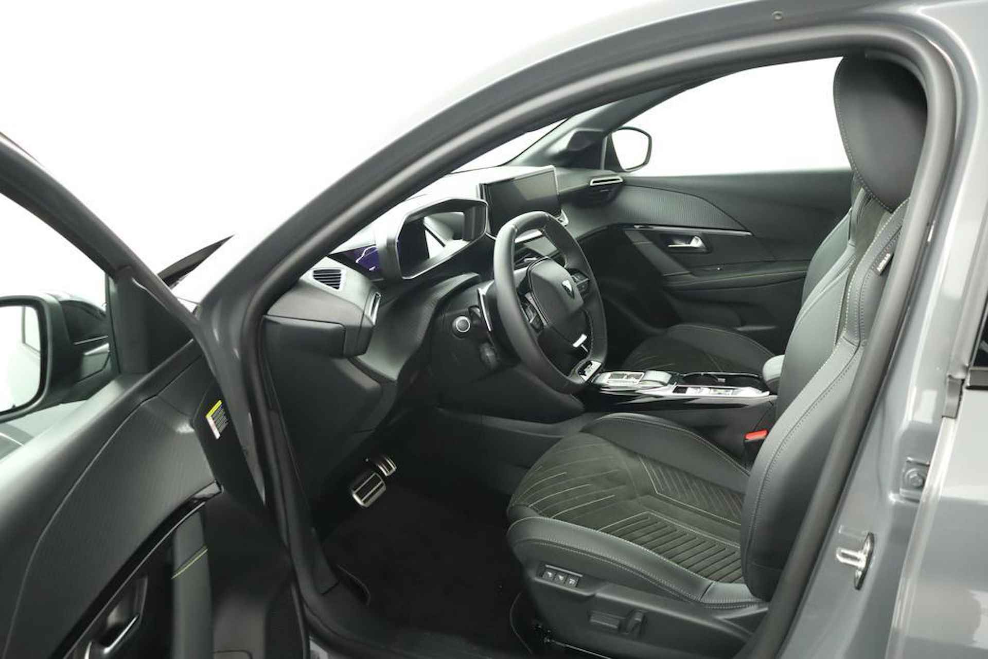 Peugeot 208 Hybrid 136 e-DCS6 GT | Adaptief Cruise | Alcantara | Pano Dak | Navigatie | Sportstoelen | - 27/55