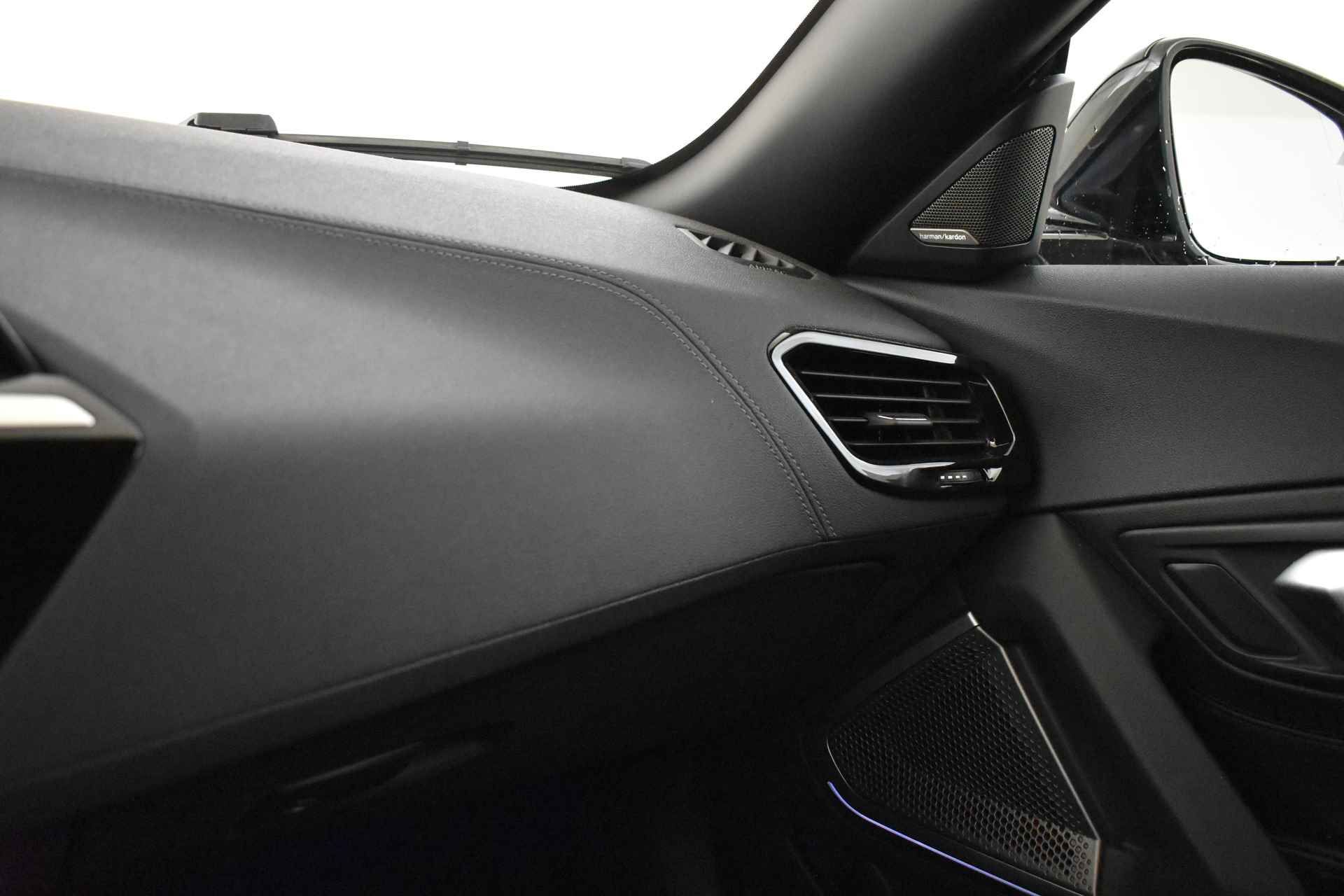 BMW Z4 Roadster sDrive20i High Executive Automaat / Comfort Access / Harman Kardon / Head-Up / Live Cockpit Professional / Leder / Stoelverwarming - 44/54