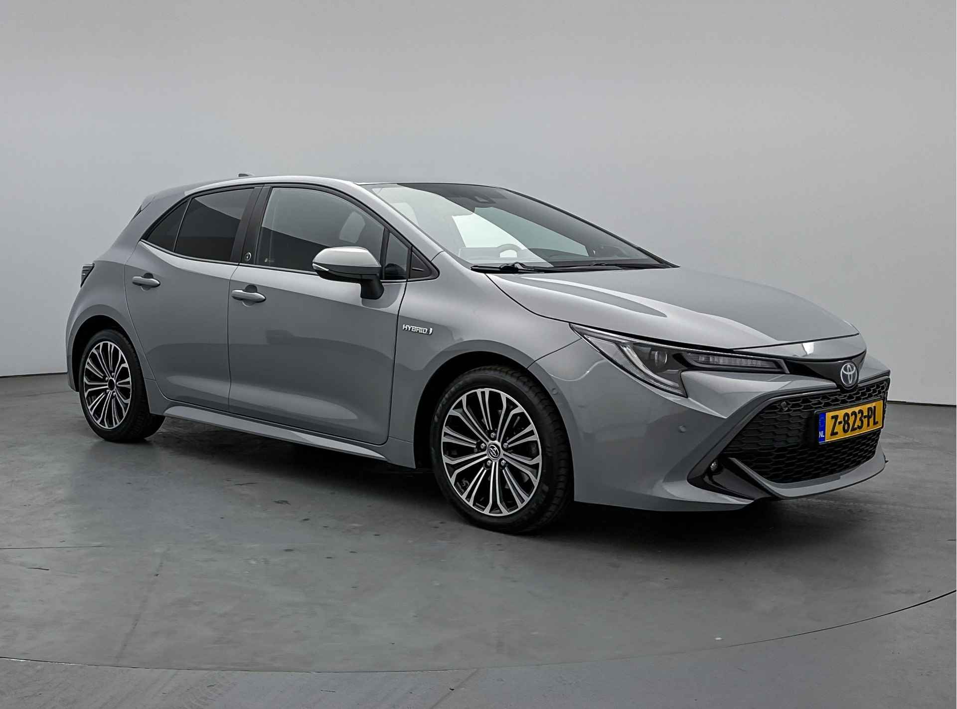 Toyota Corolla 2.0 Hybrid Style Plus Team D Limited | JBL Speakers | Parkeersensor voor en achter | Dodehoekdetectie | Stoel en stuurwiel verwarmd | Camera | Climate Control | LM velgen | - 18/52