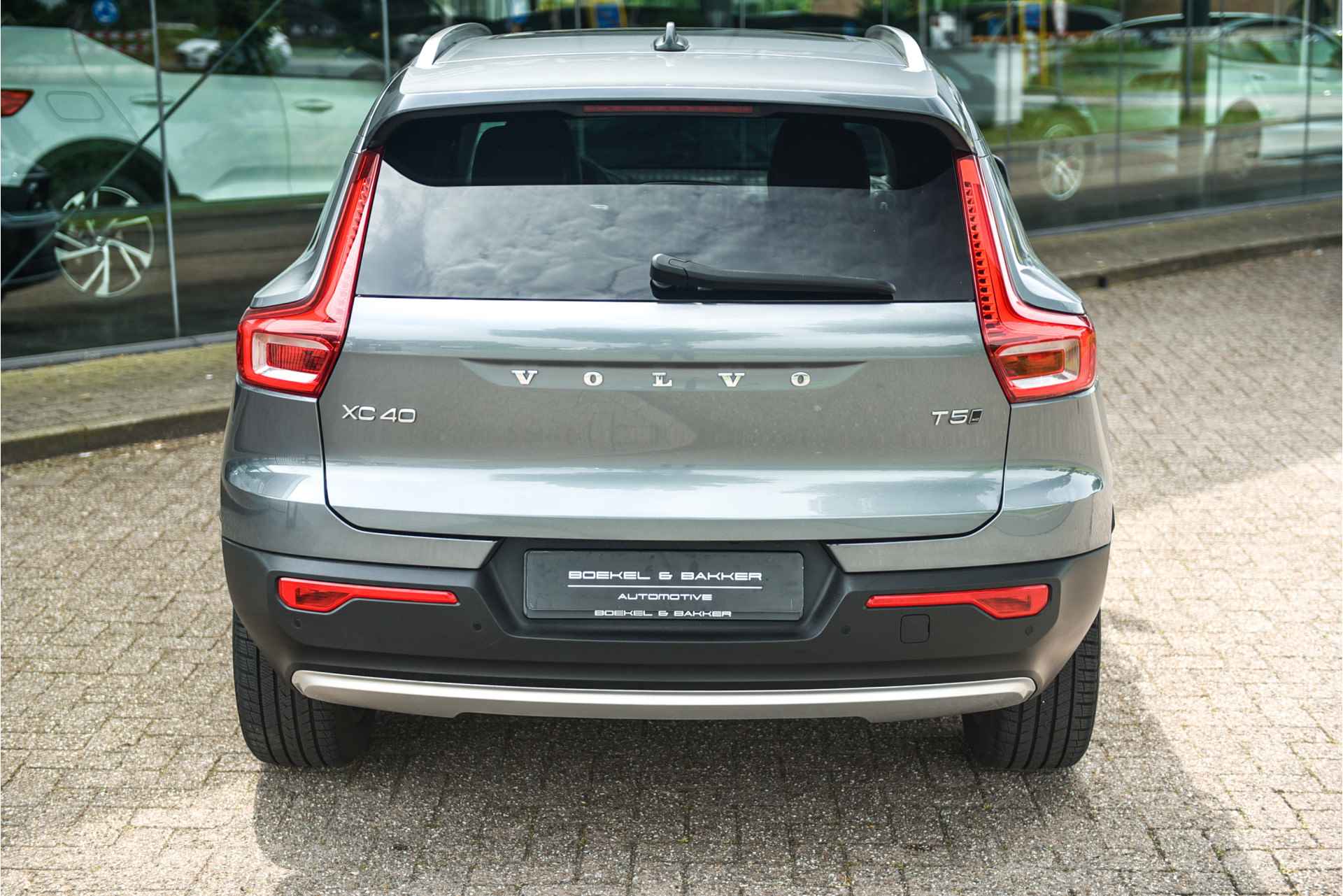 Volvo XC40 2.0 T5 AWD Intro Edition - Panodak - Harman/Kardon - Memory - 8/54