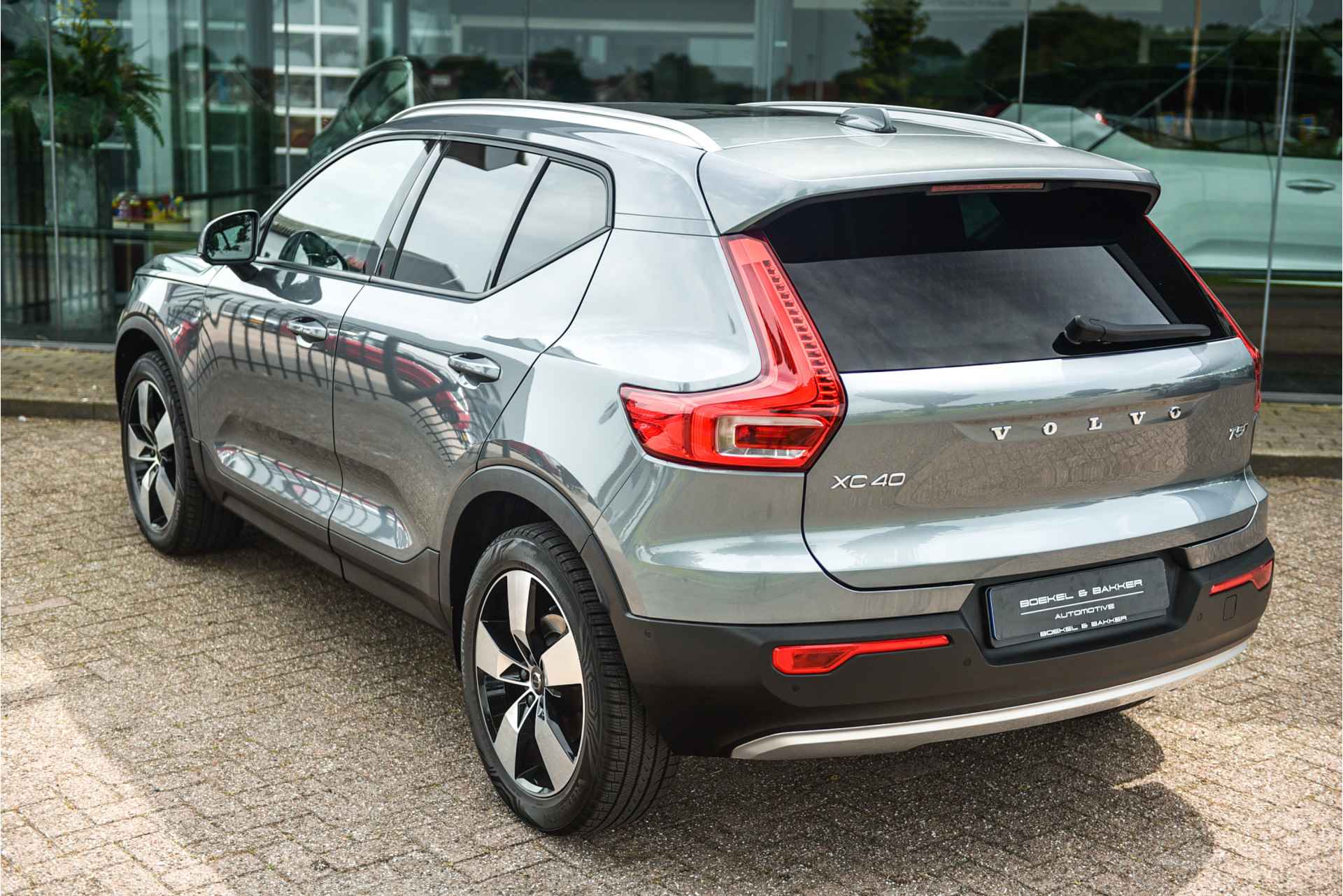 Volvo XC40 2.0 T5 AWD Intro Edition - Panodak - Harman/Kardon - Memory - 13/54