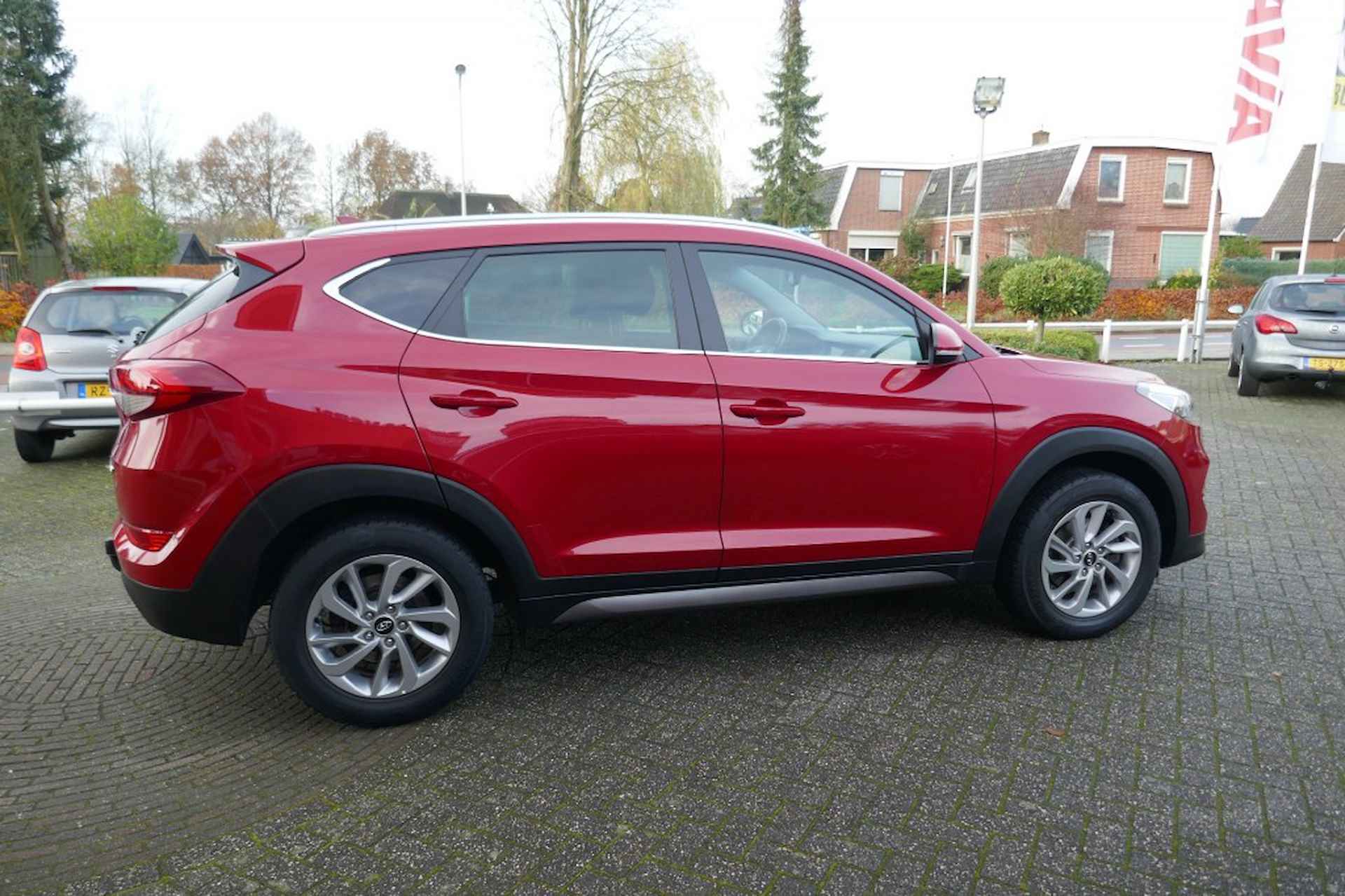 HYUNDAI Tucson 1.6 GDI GO!  NAVIGATIE/TREKHAAK/NL AUTO - 5/37