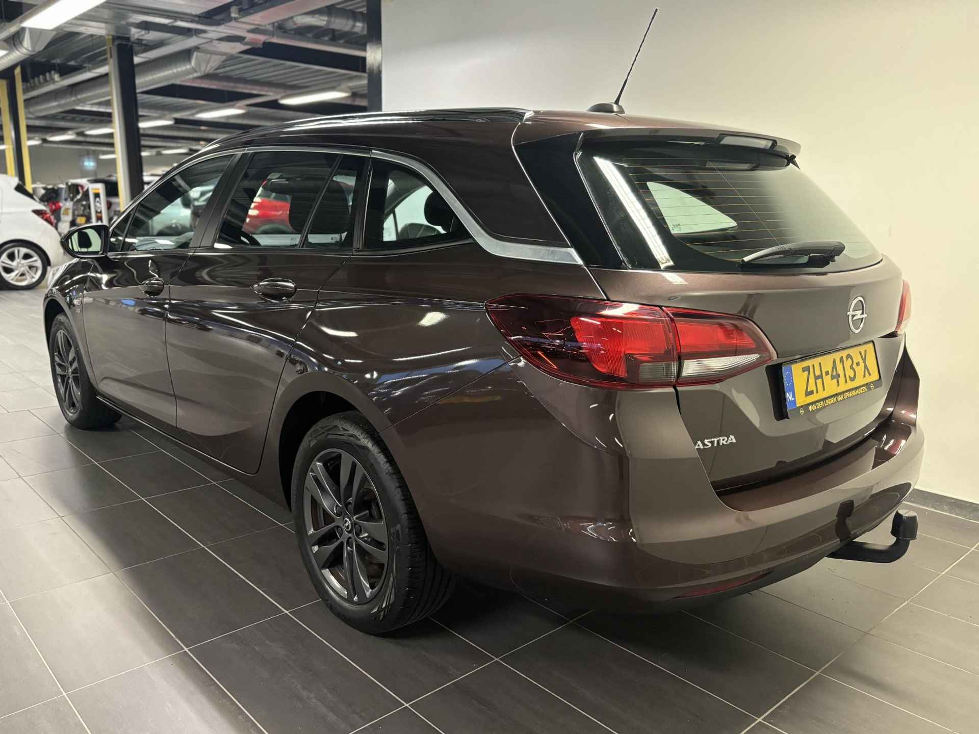 Opel Astra Sports Tourer 1.4 Turbo 150PK 120 Jaar Edition | Navigatie | Airco | Cruise control | Carplay | LMV 16 inch | Trekhaak - 4/20