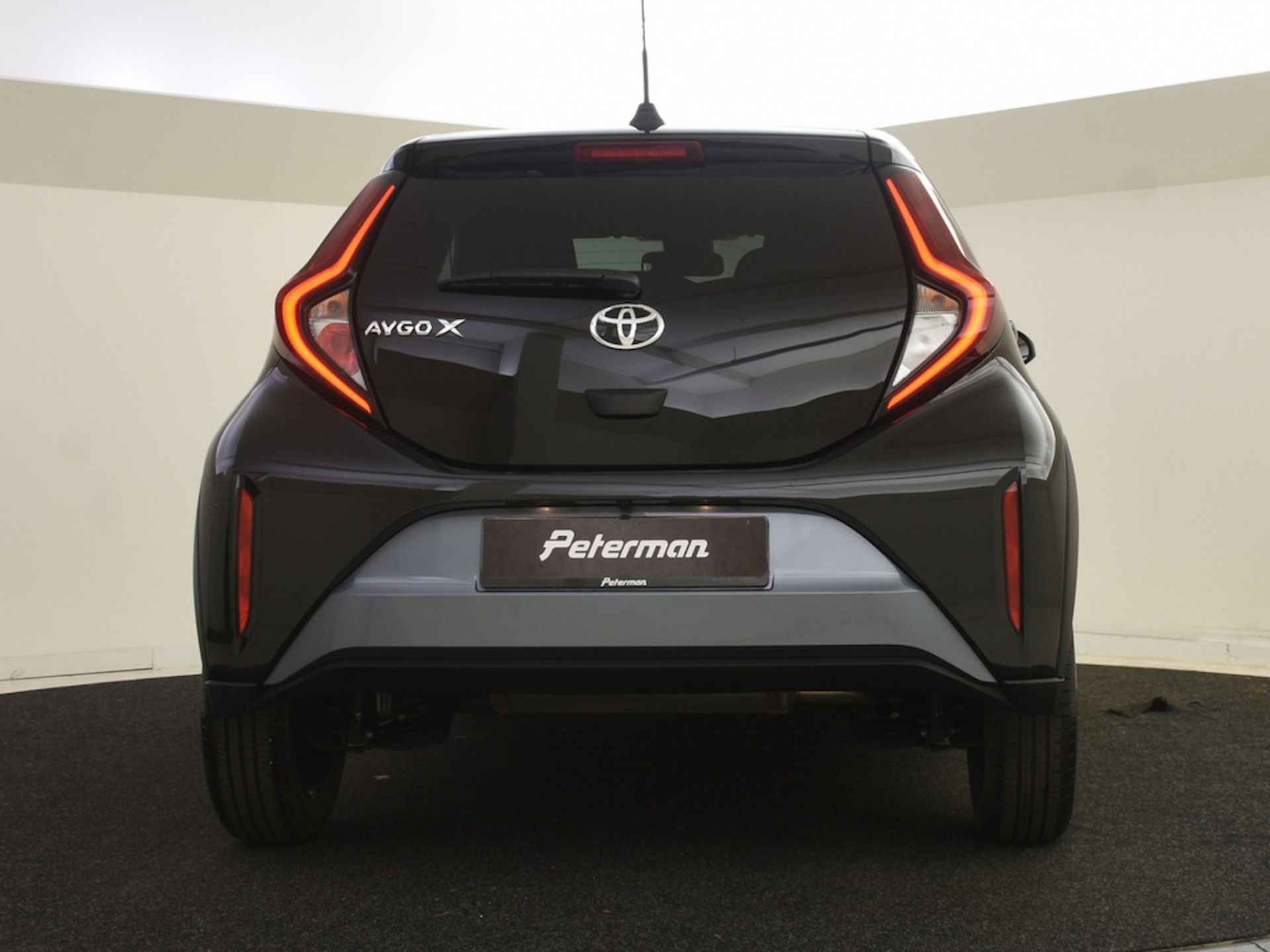 Toyota Aygo X  Aygo X 1.0 VVT-i CVT Bi Tone | Stoelverwarming - 9/27