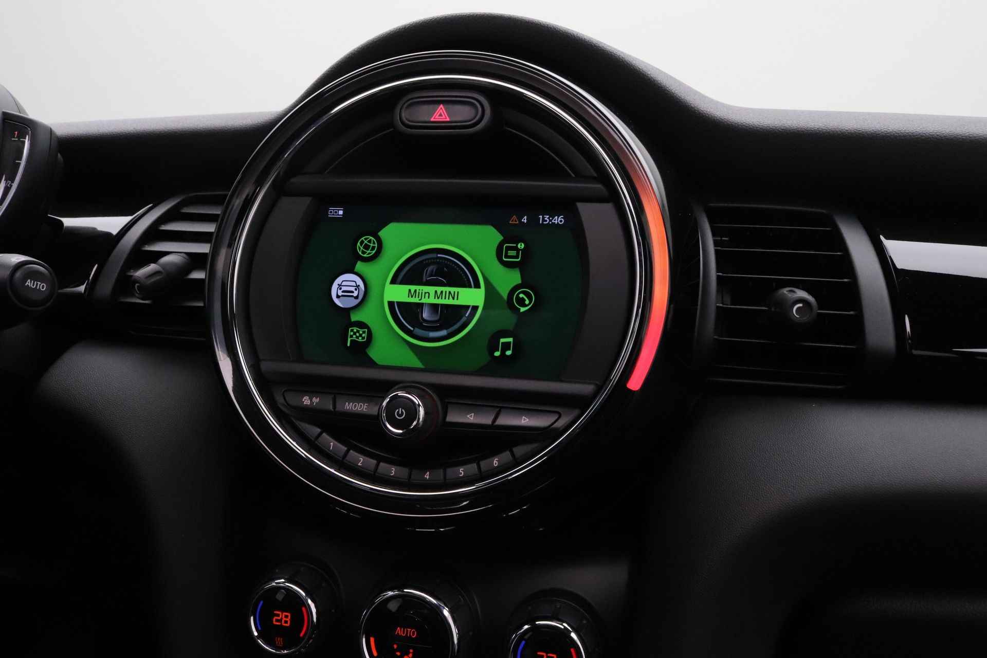 MINI 5-deurs 1.5 Cooper Chili | Glazen panoramadak | Apple CarPlay | Comfort Access | - 19/26