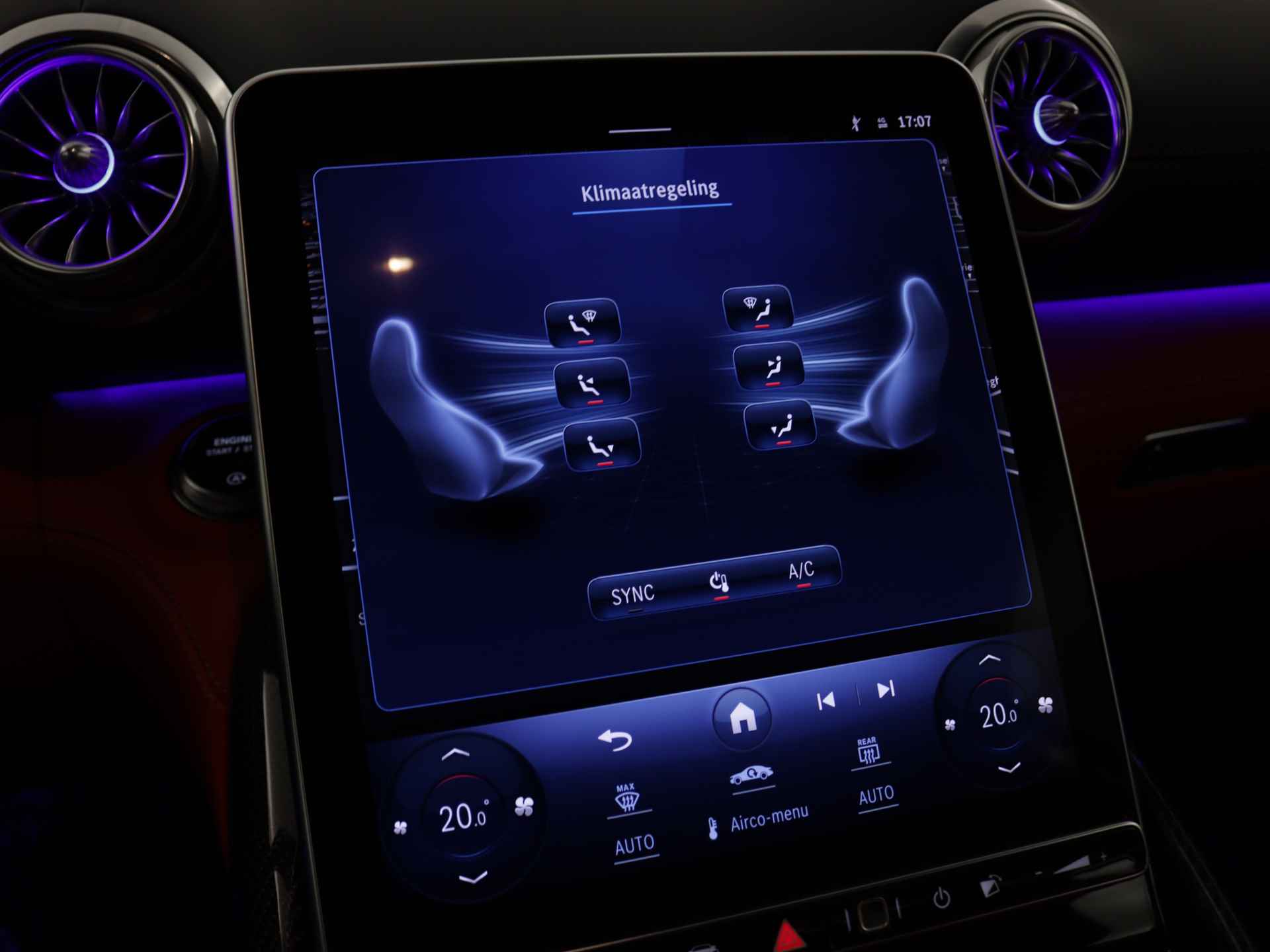 Mercedes-Benz SL-Klasse Roadster 63 4MATIC+ | Sierelementen in AMG carbon | AMG Nightpakket | 21" 10-dubbelspaaks gesmede AMG-velgen, zwart | ENERGIZING-pakket | Head-up display | Burmester Surround Sound systeem | - 10/44