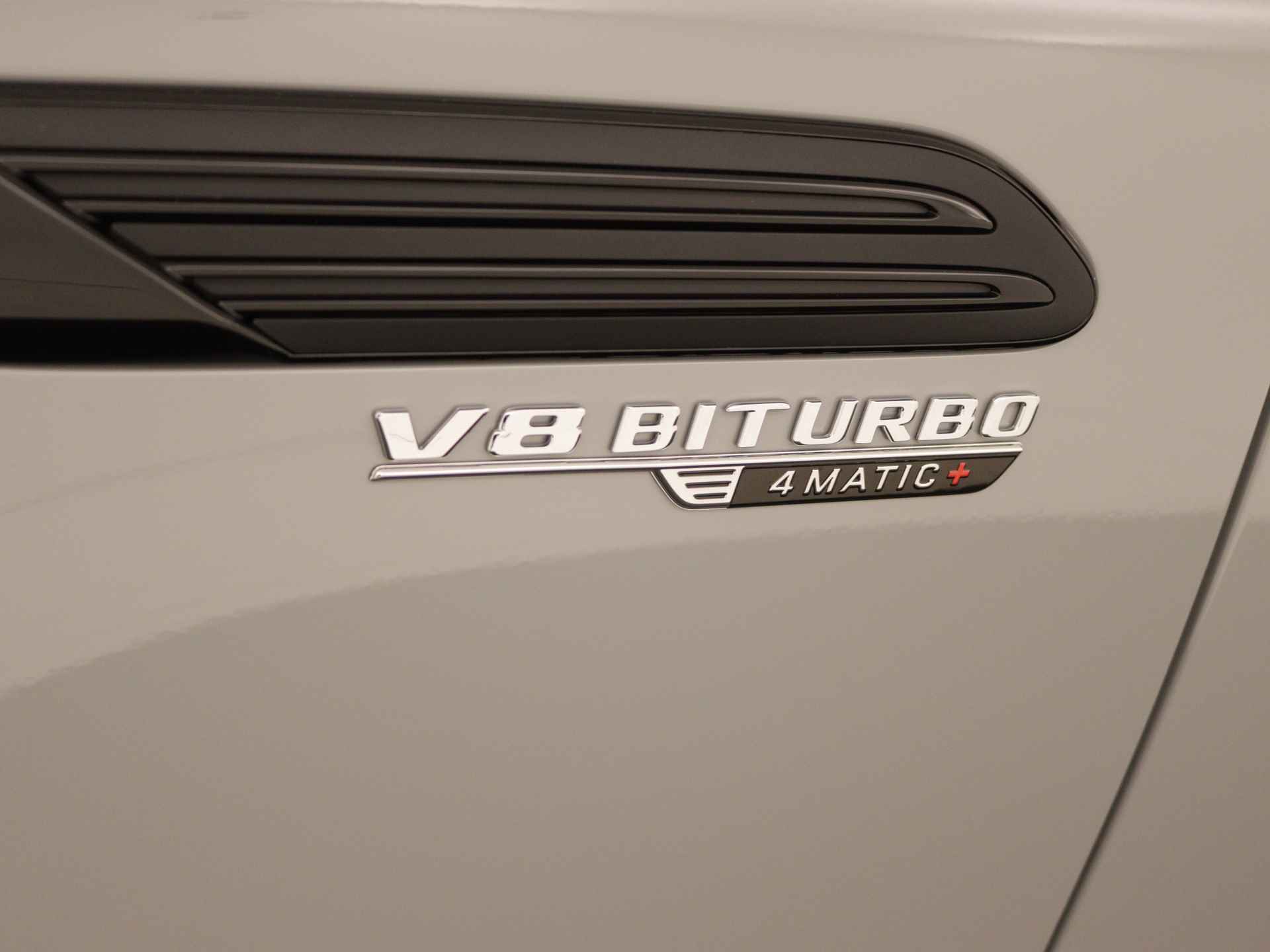 Mercedes-Benz SL-Klasse Roadster 63 4MATIC+ | Sierelementen in AMG carbon | AMG Nightpakket | 21" 10-dubbelspaaks gesmede AMG-velgen, zwart | ENERGIZING-pakket | Head-up display | Burmester Surround Sound systeem | - 40/44