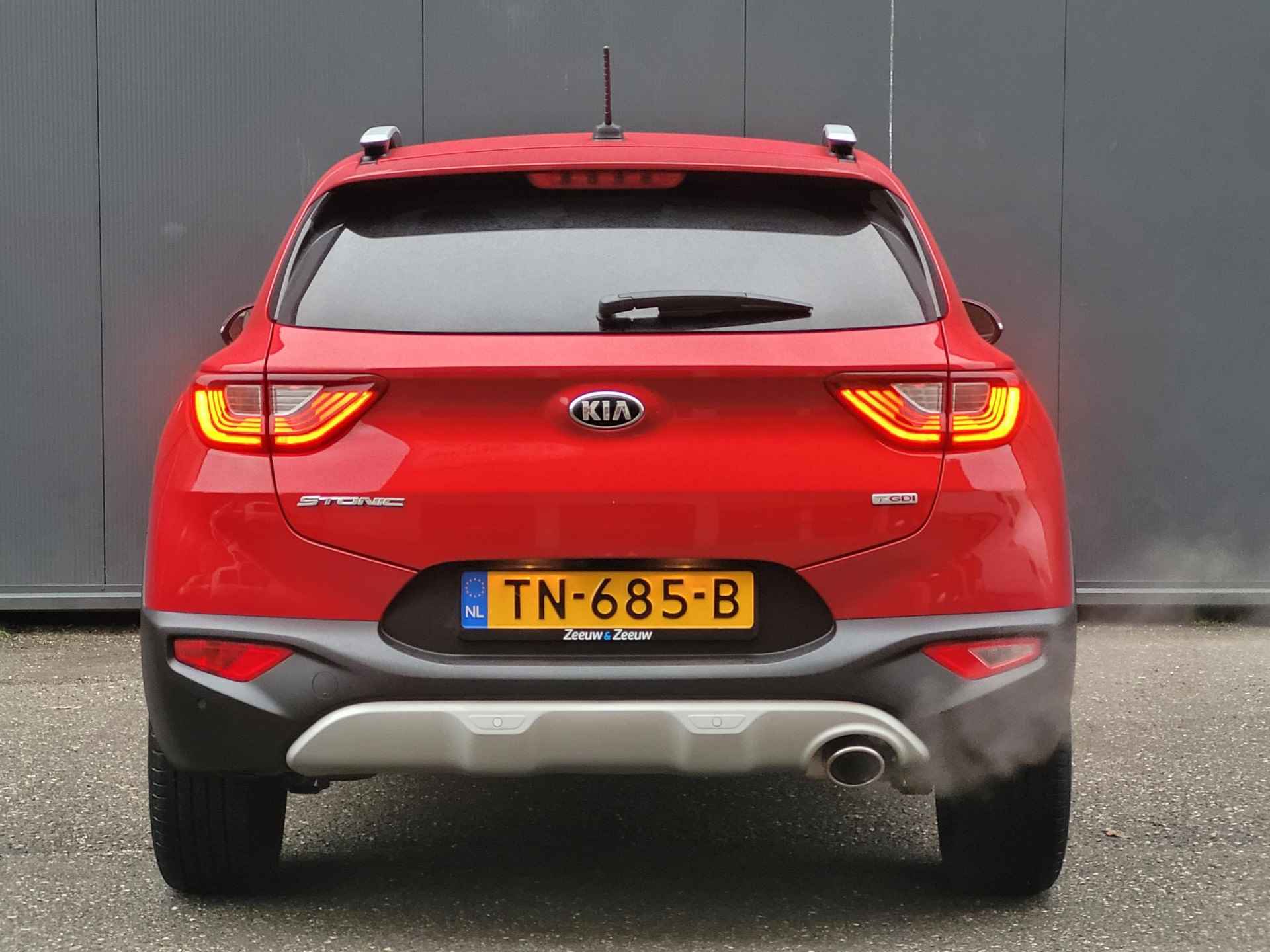 Kia Stonic 1.0i Turbo DynamicLine 120 PK ipv 100 PK | Navi | Bluetooth | Camera | Metallic lak | Kia Fabrieksgarantie | NAP - 7/36