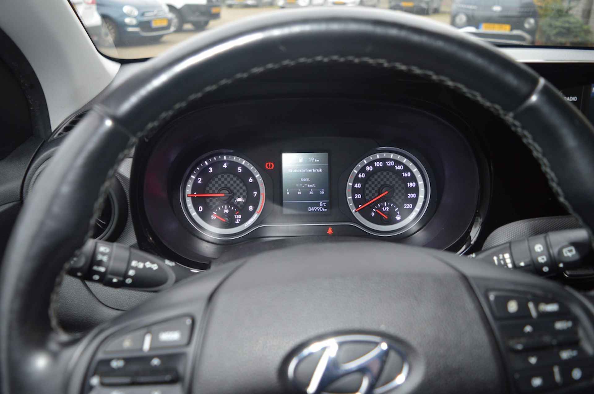 Hyundai i10 1.0 Comfort Two-tone Carplay Winterpakket - 18/19