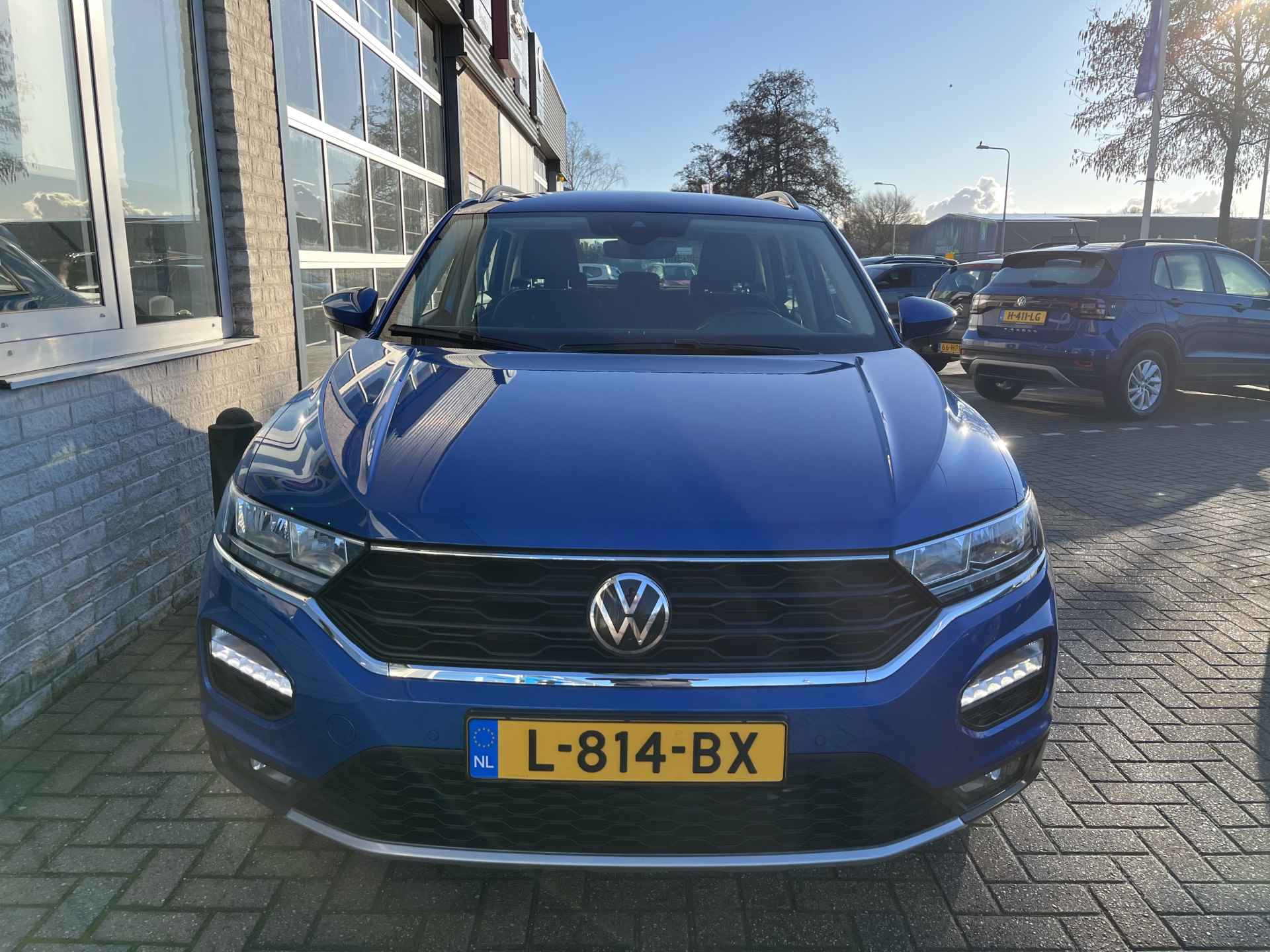 Volkswagen T-Roc 1.0 TSI Style / CLIMA/ ADAPT-CRUISE/ TREKHAAK/ BLUETOOTH/ PARKEERSENSOREN V+A/ DAB/ CAMERA - 27/34