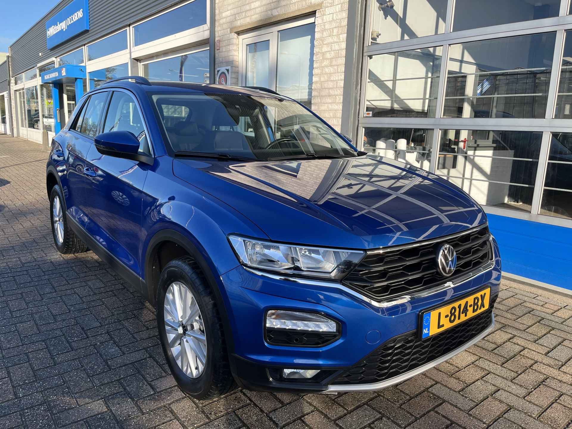 Volkswagen T-Roc 1.0 TSI Style / CLIMA/ ADAPT-CRUISE/ TREKHAAK/ BLUETOOTH/ PARKEERSENSOREN V+A/ DAB/ CAMERA - 31/34